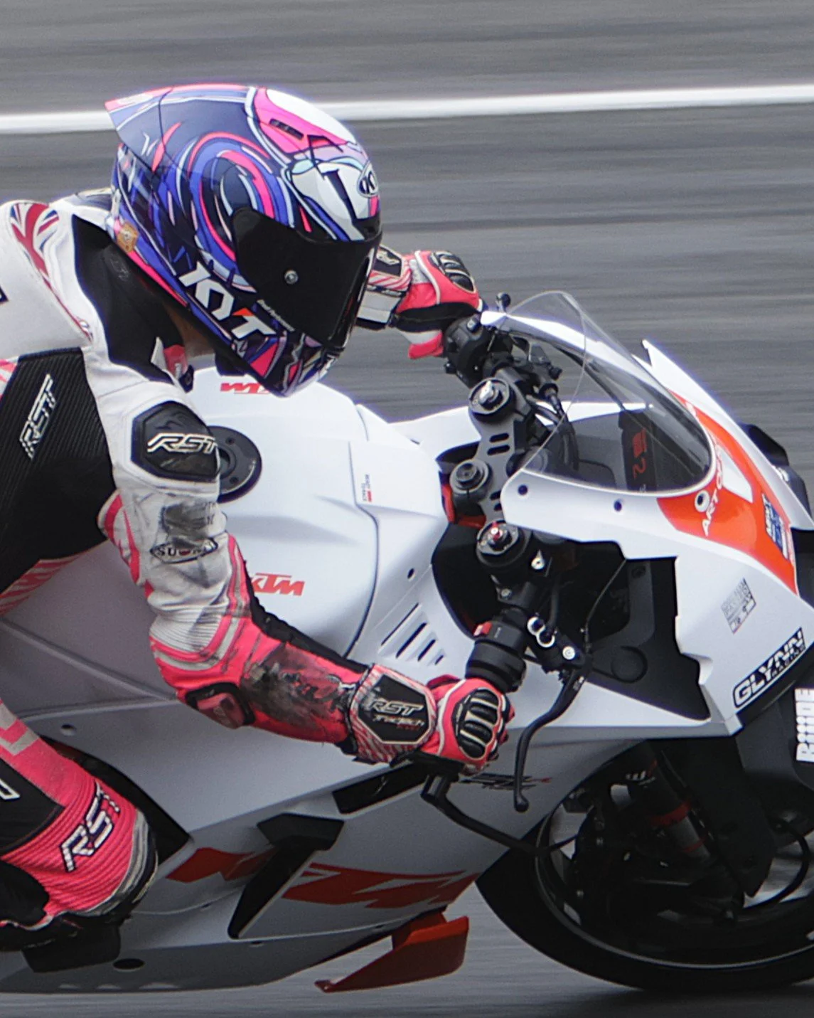 BB013609 crop.jpg