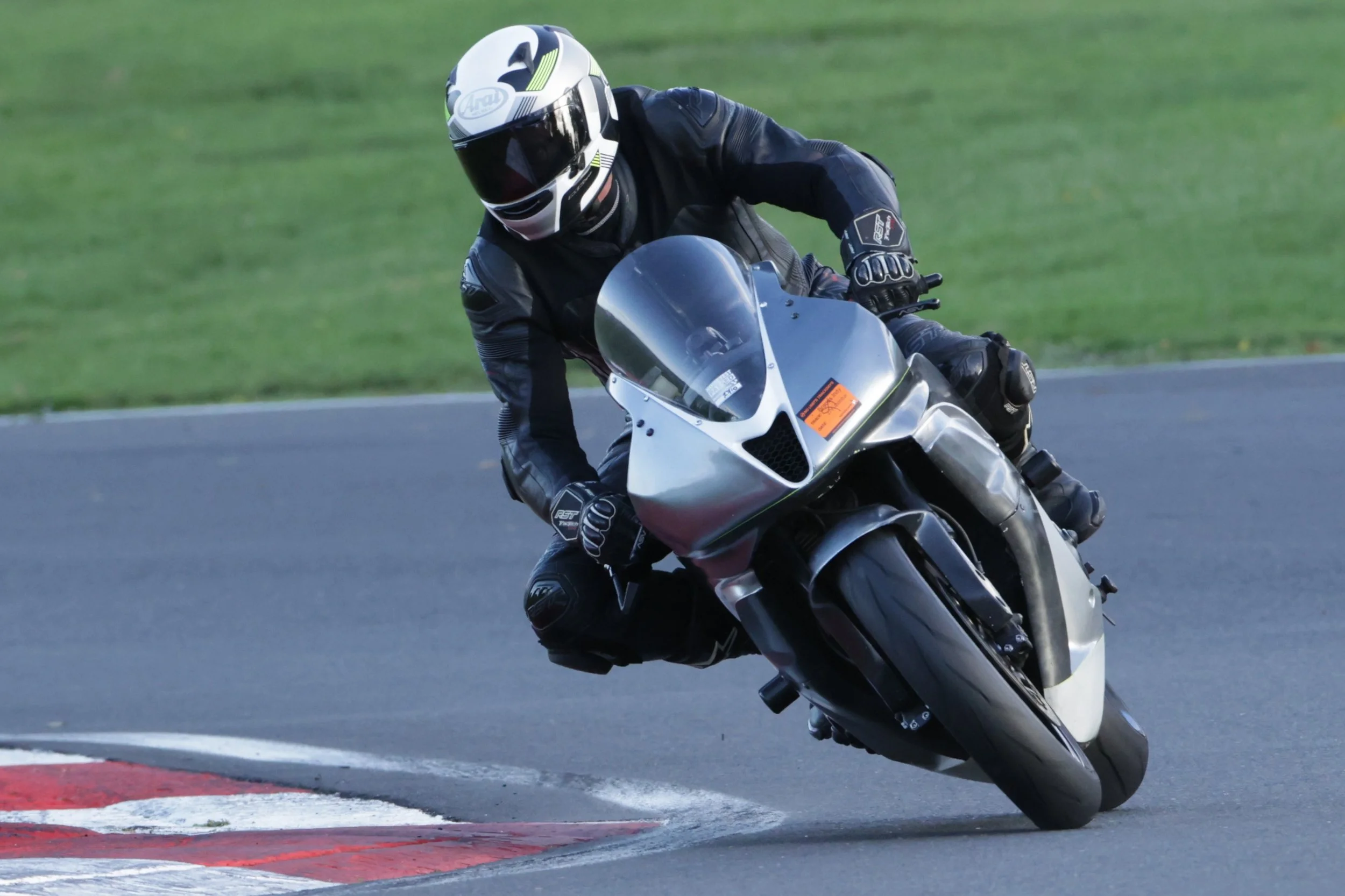 No Limits Bike Track Day - 27 Oct 26 - Clearways Exit