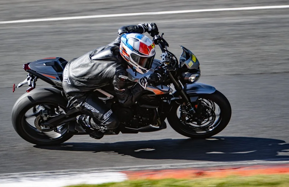 Navigating 'Druids' - No Limits Bike Track Day 26 May 26