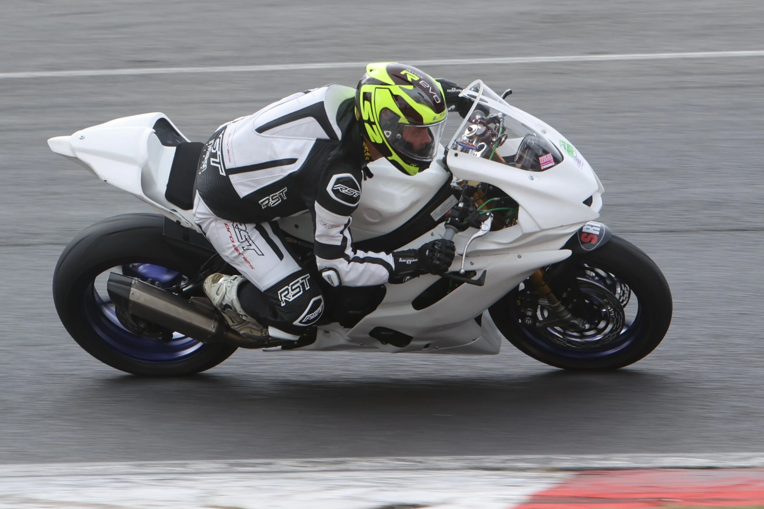 BB015674 crop.JPG