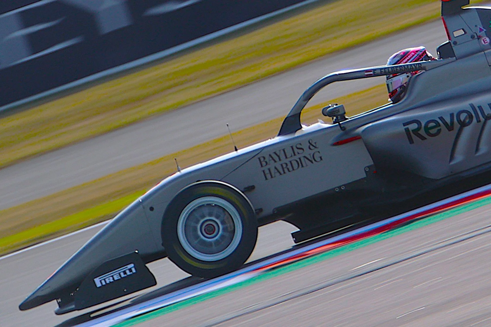 BB015171_2 crop.JPG