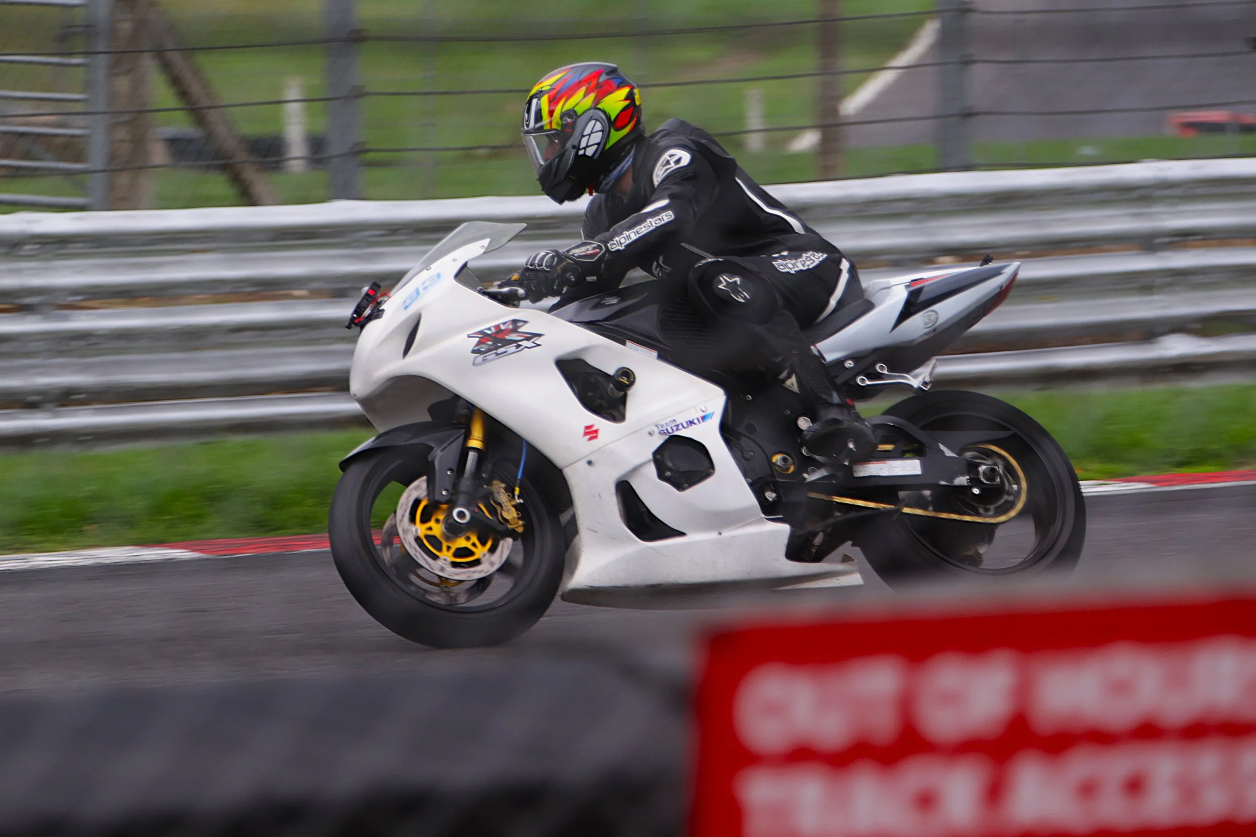 BB015041 crop.jpg