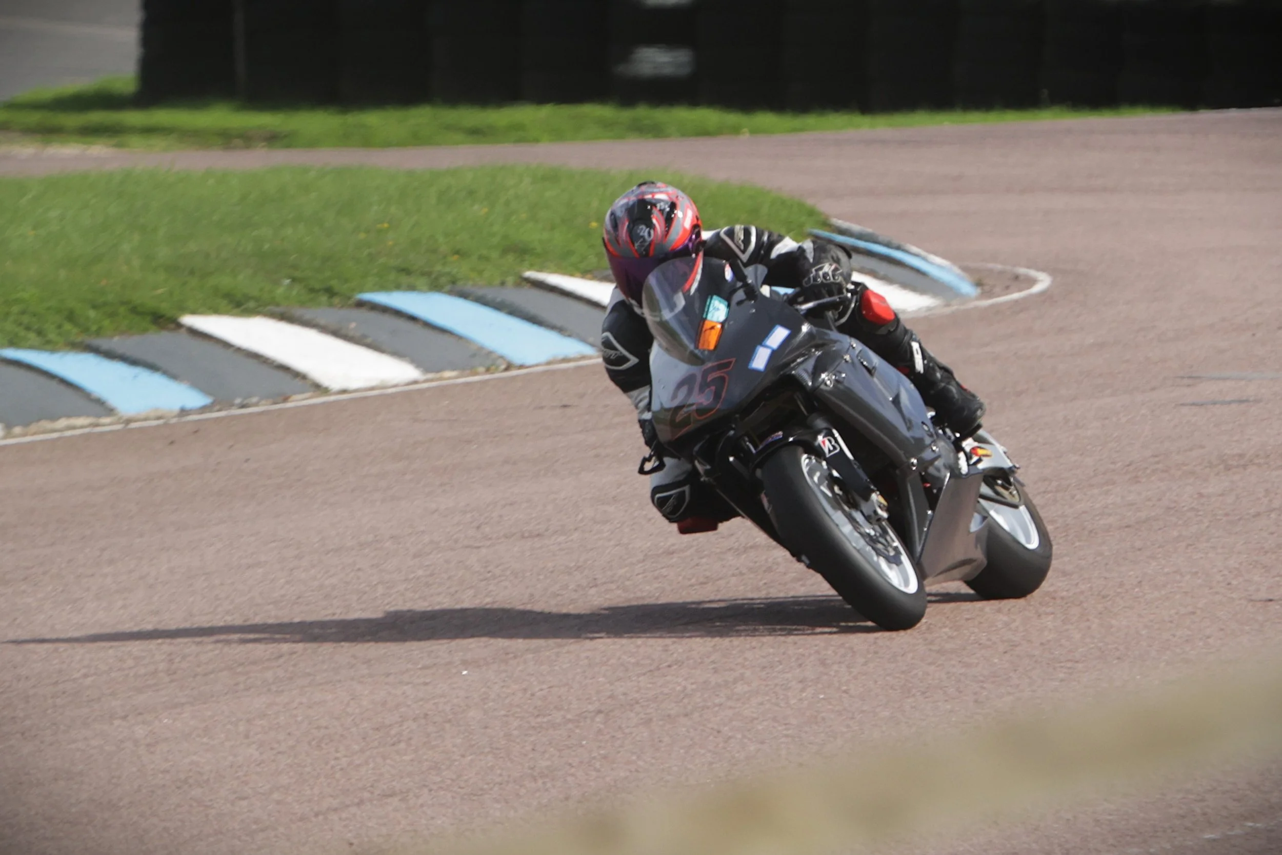 BB018542 crop.jpg