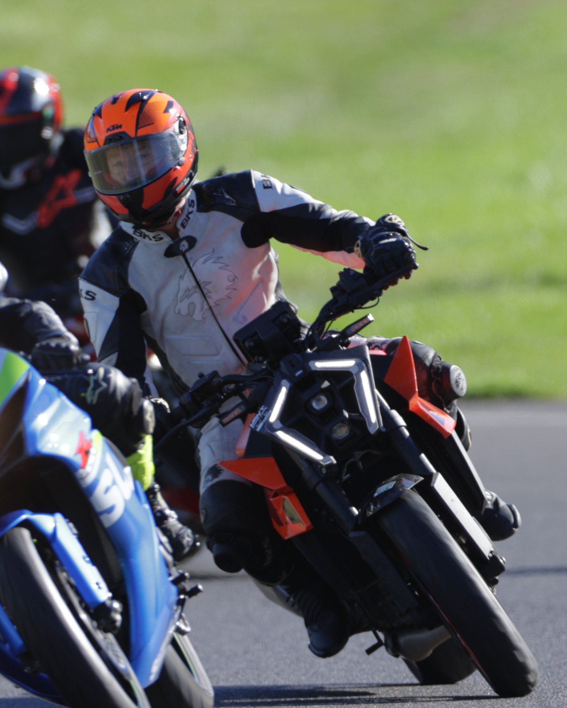 BB011195 crop.jpg