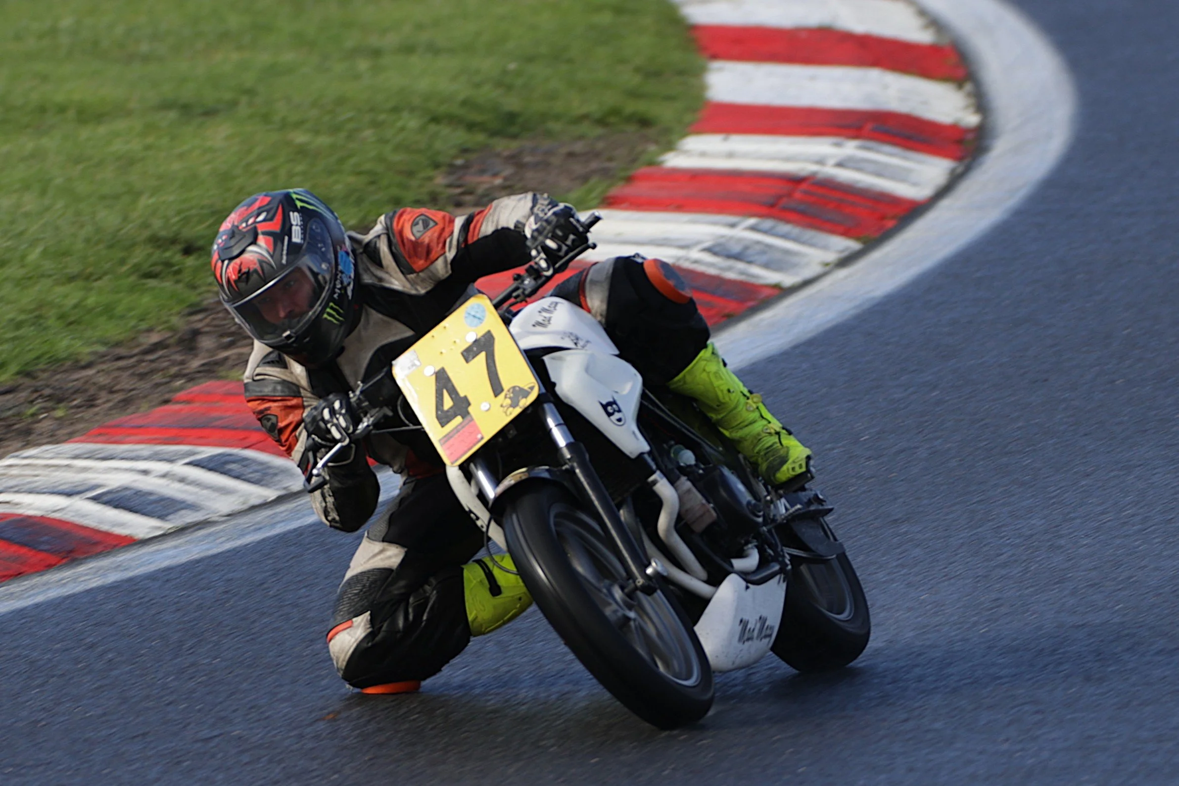 No Limits Bike Track Day - 27 Oct 26 - Paddock Hill Bend