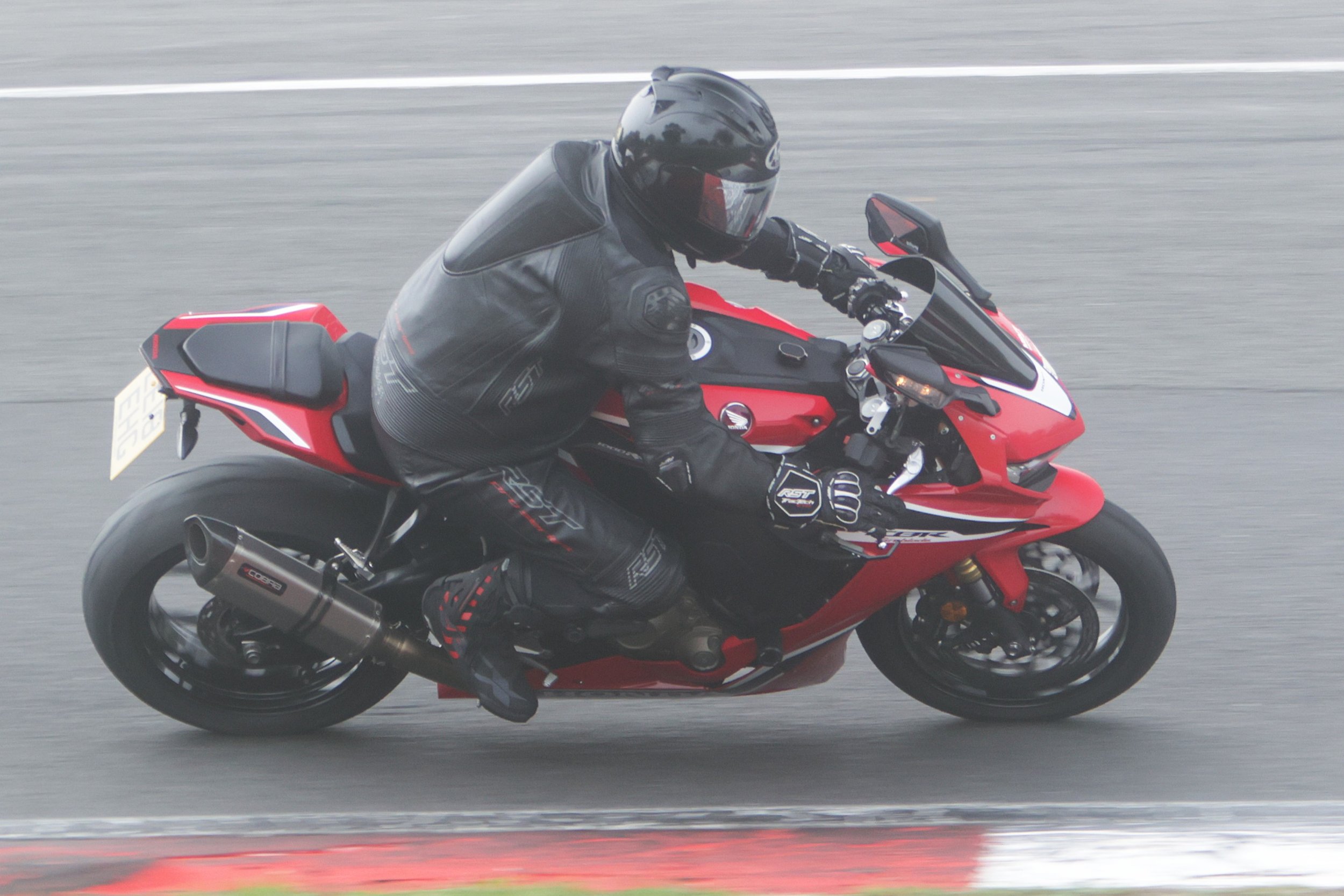 BB010410  crop.jpg