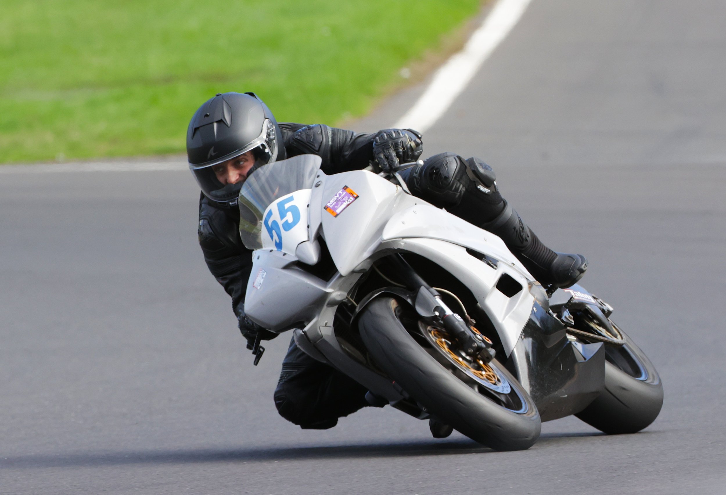BB015852 crop.jpg