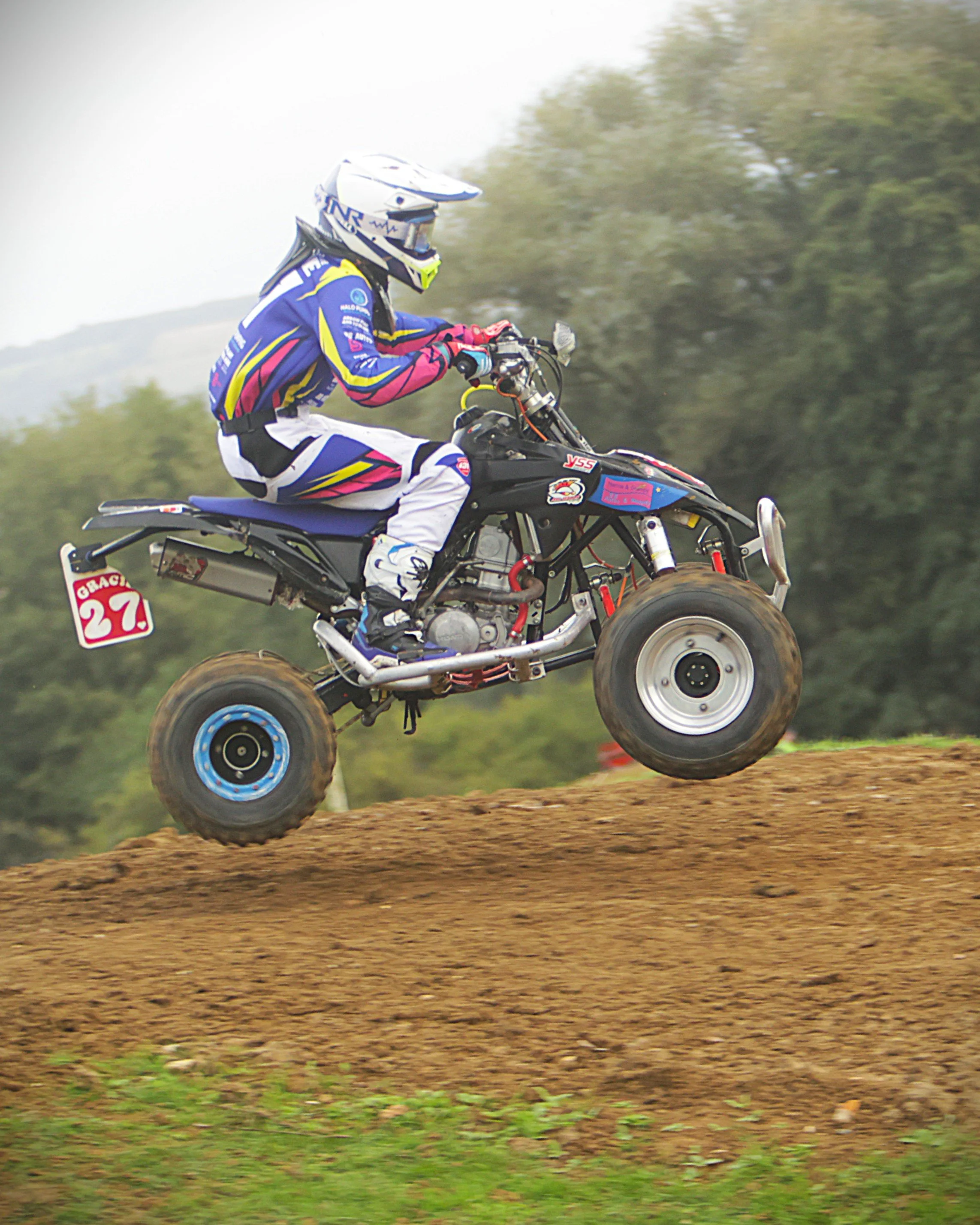 BB016699 crop.jpg