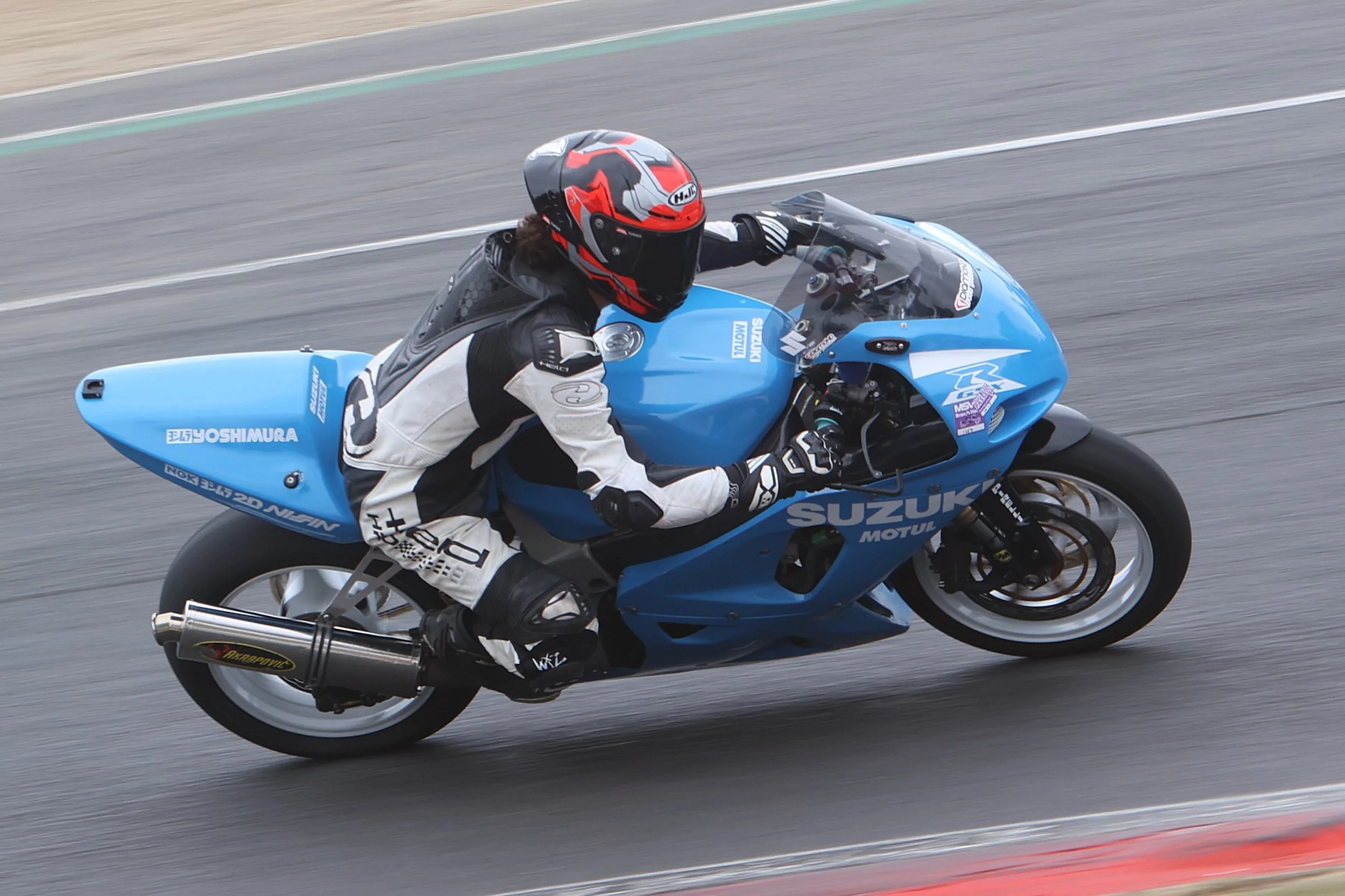 BB015887 crop.JPG