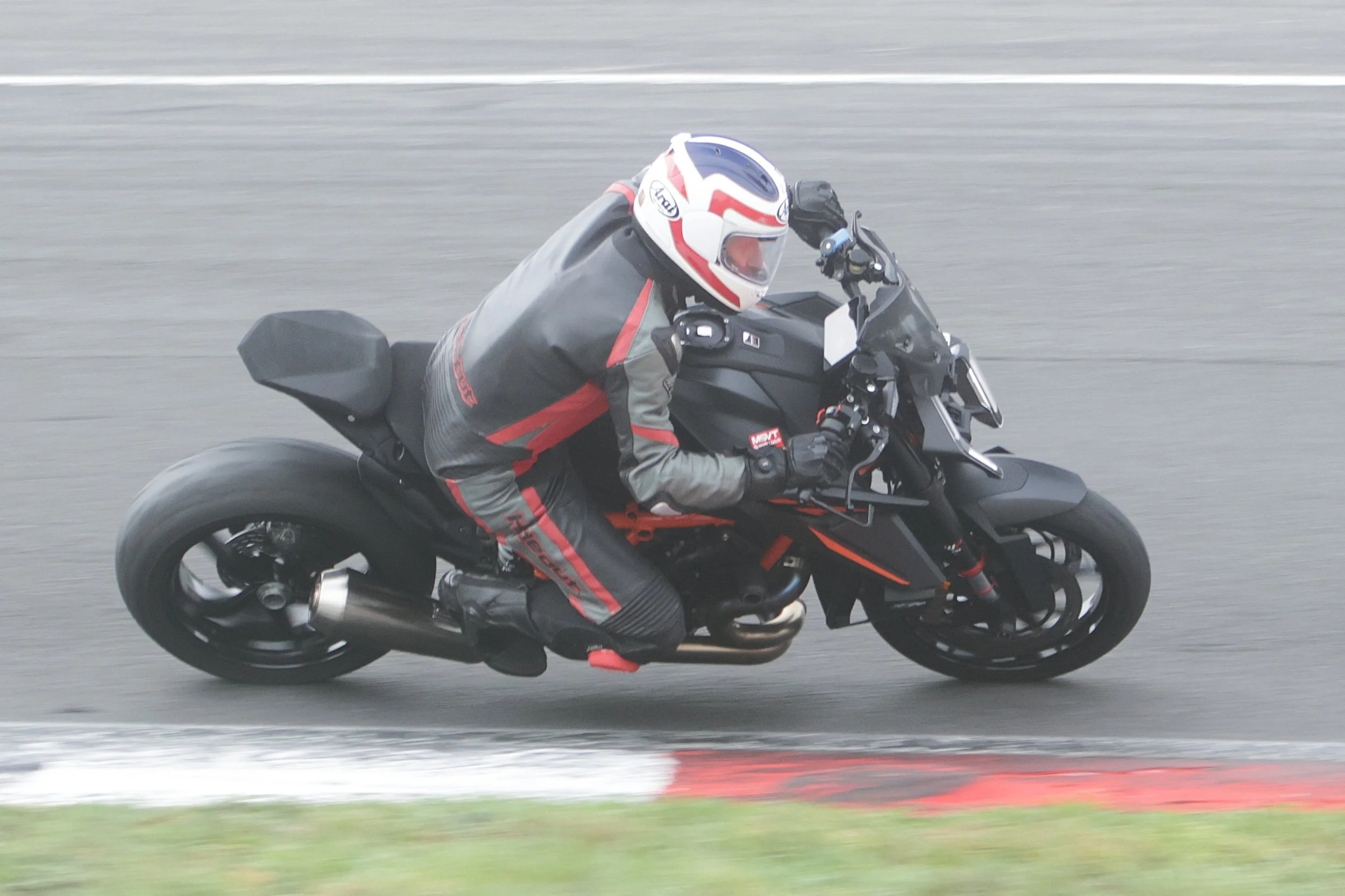 BB010375 crop.jpg