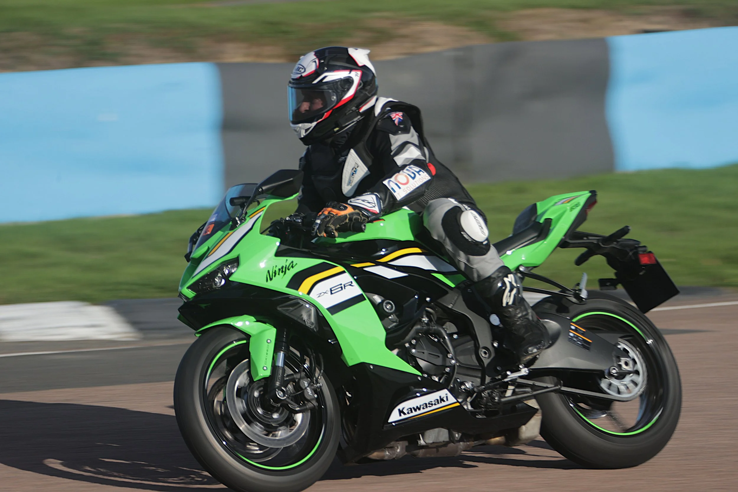 BB017566 crop.jpg