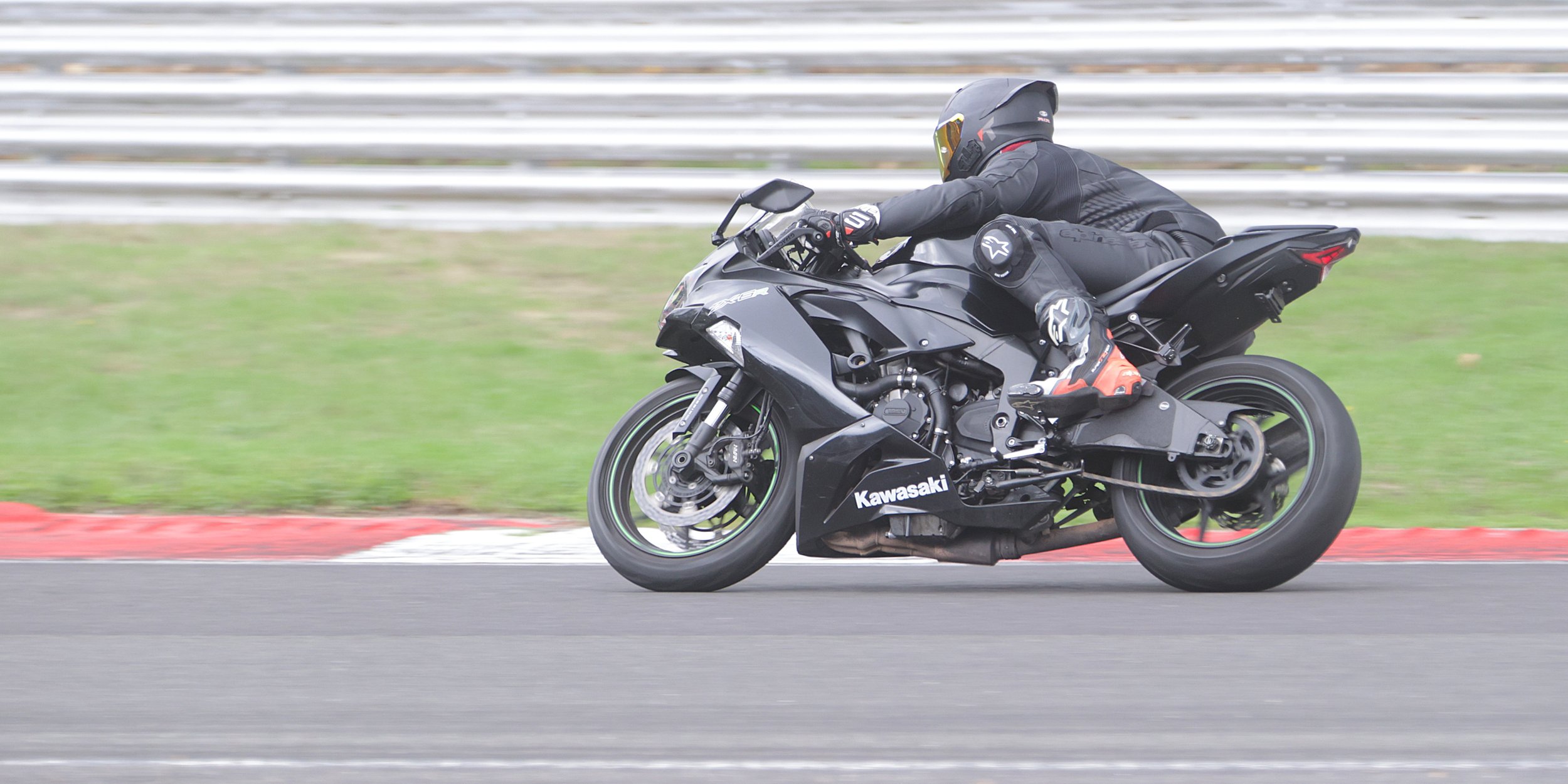 BB015049 crop.jpg