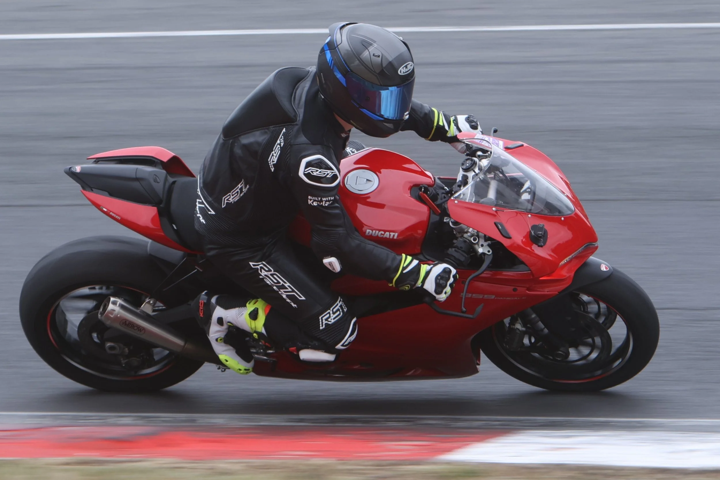BB015917 crop.JPG