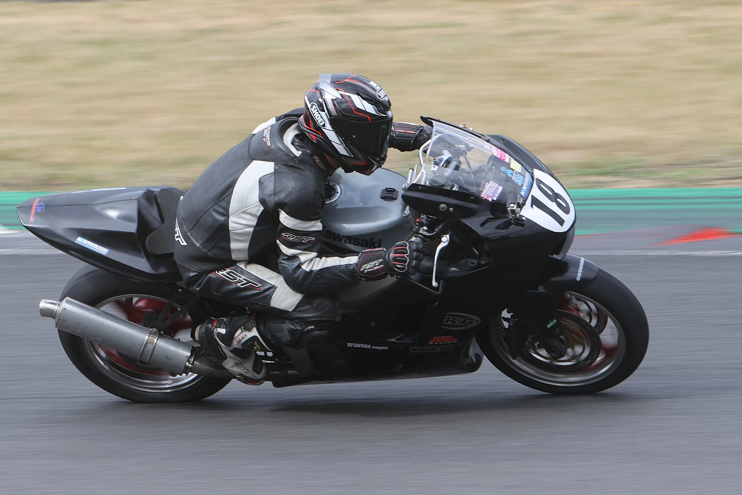 BB016422 crop.JPG