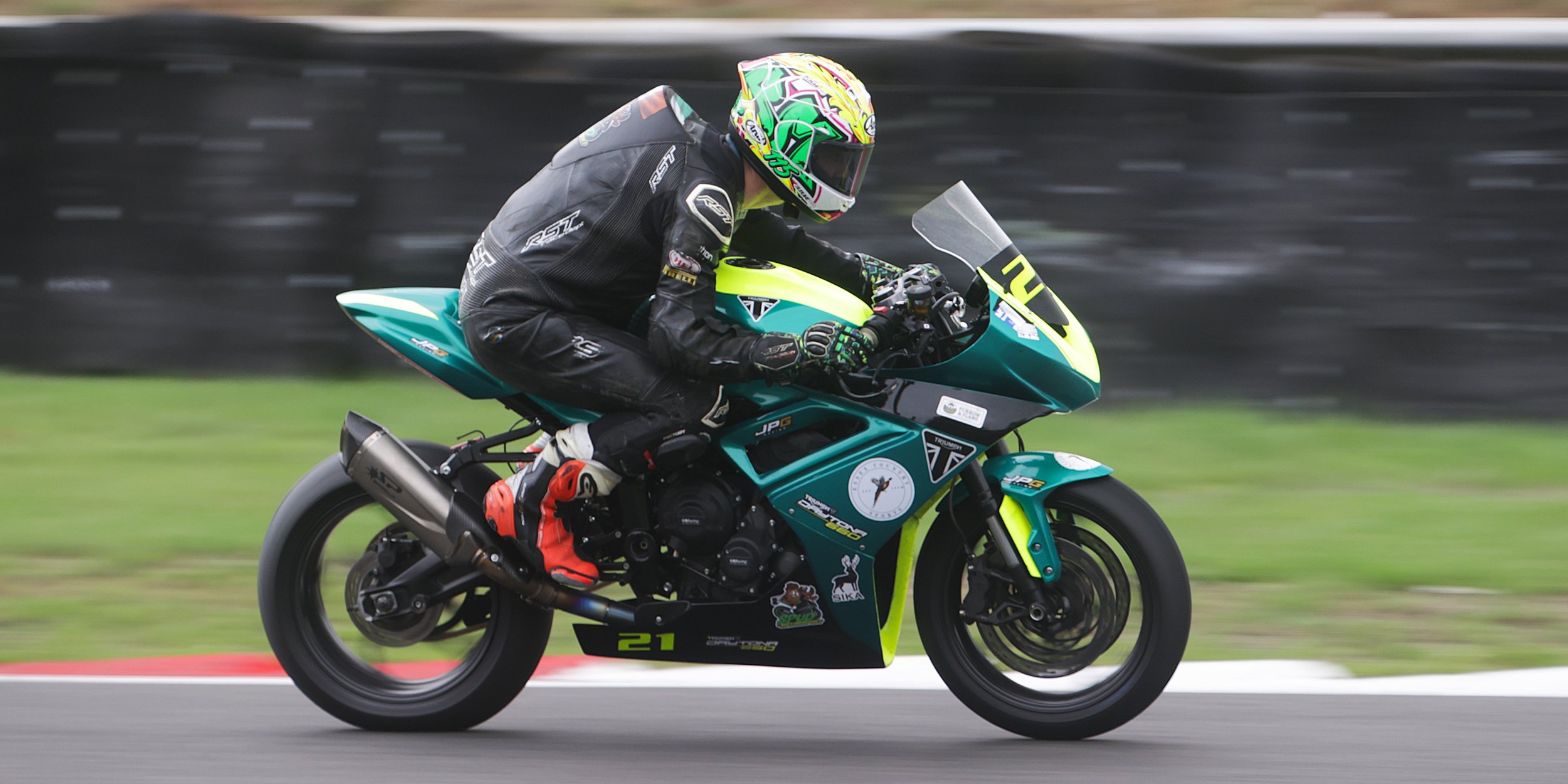 BB014660 crop.jpg