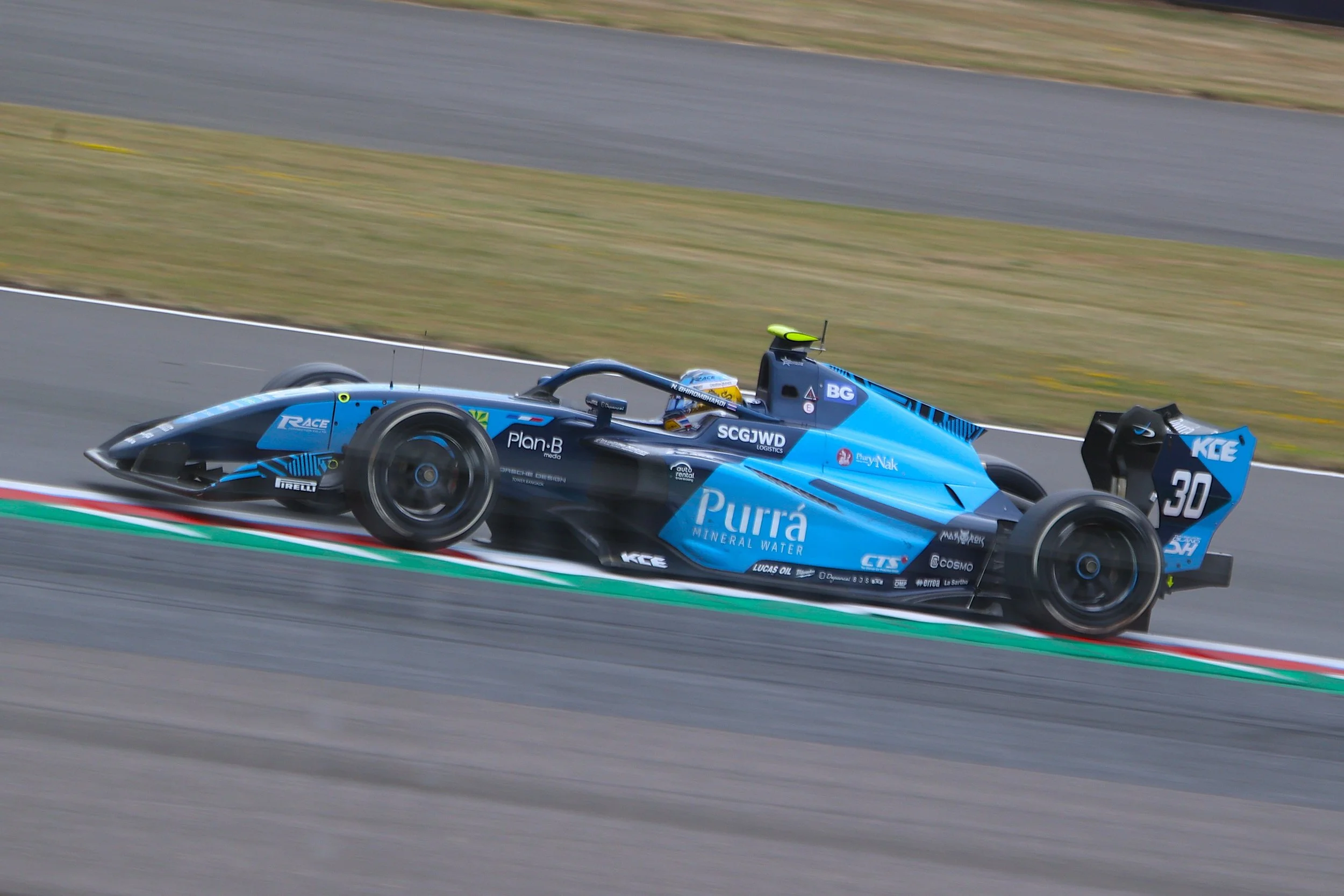 BB010036 crop.JPG