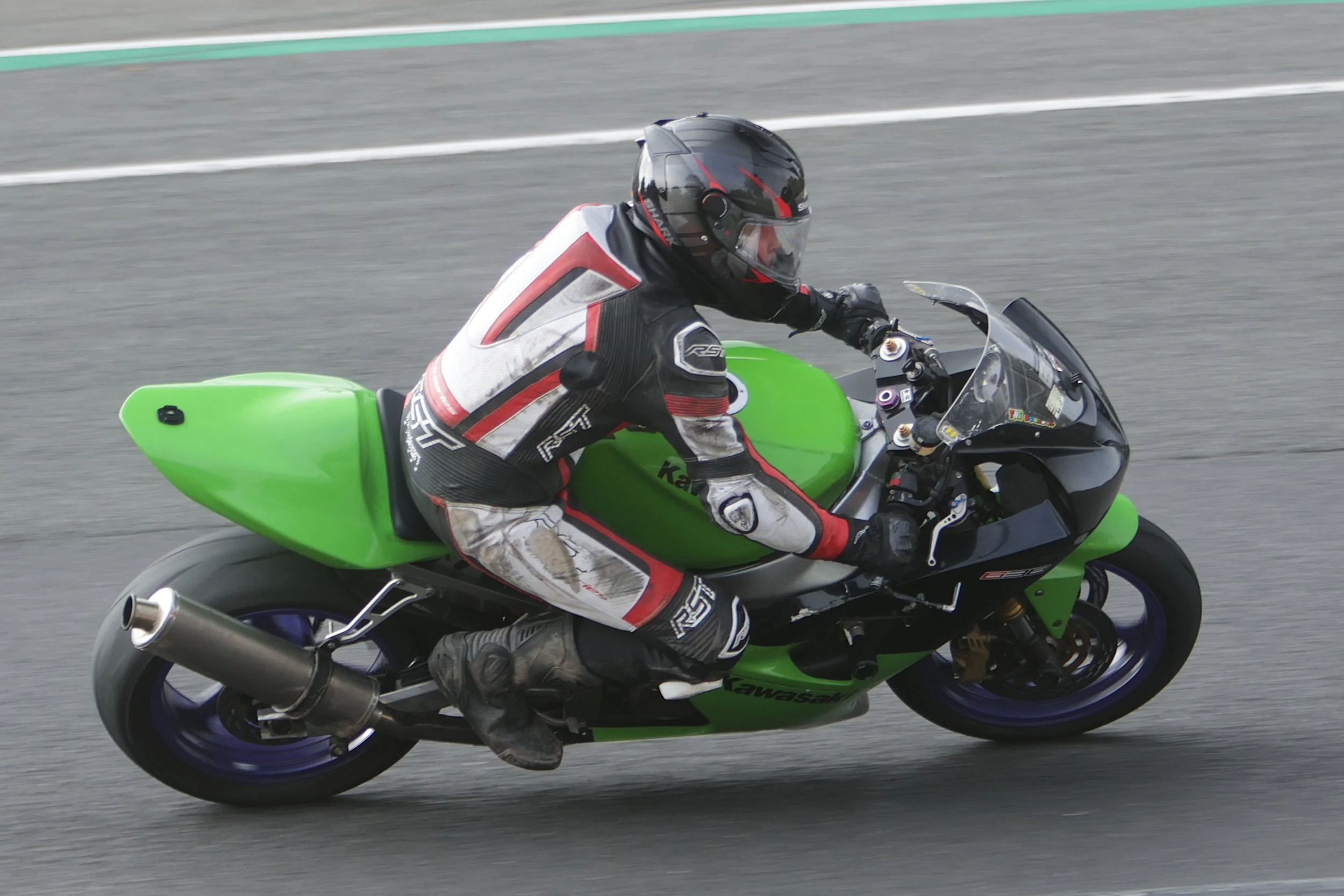 BB010860 crop.jpg