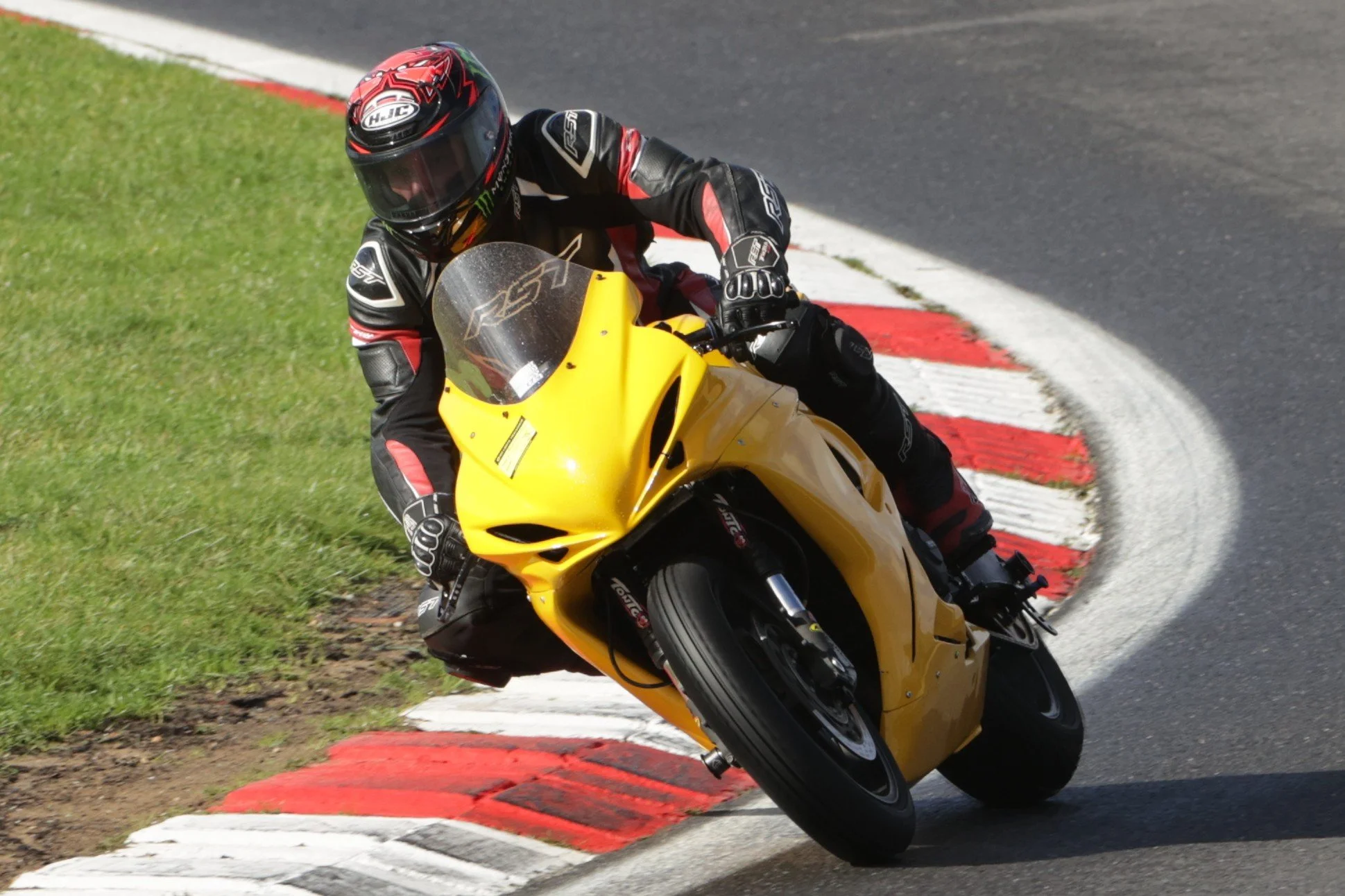 No Limits Bike Track Day - 27 Oct 26 - Paddock Hill Bend