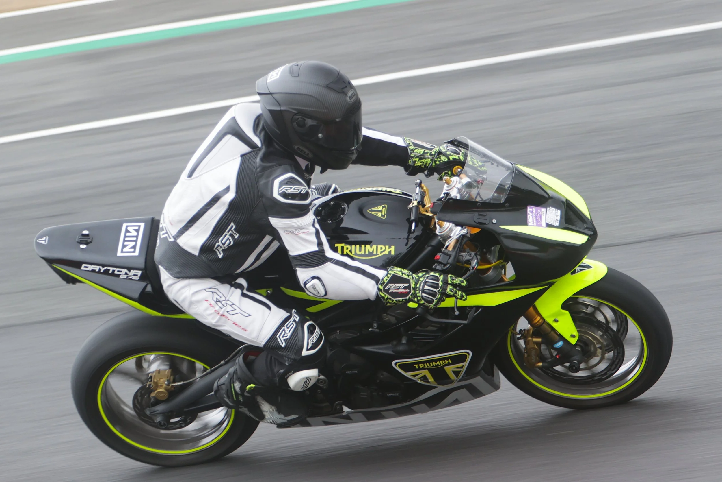 BB013855 crop.jpg