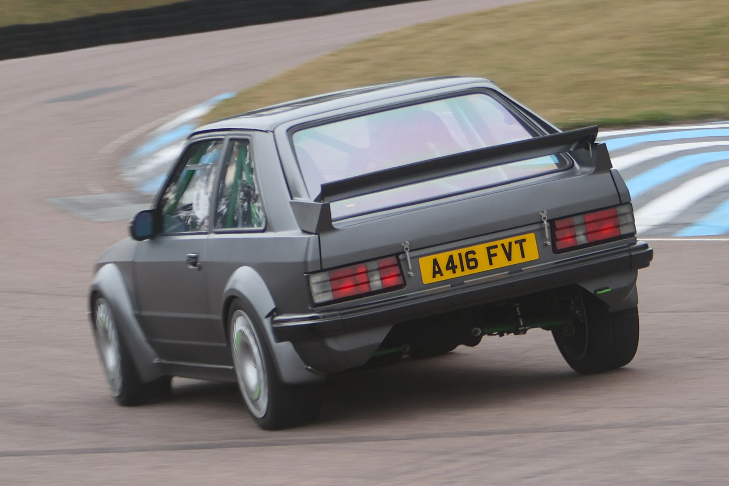 BB019033 crop.JPG