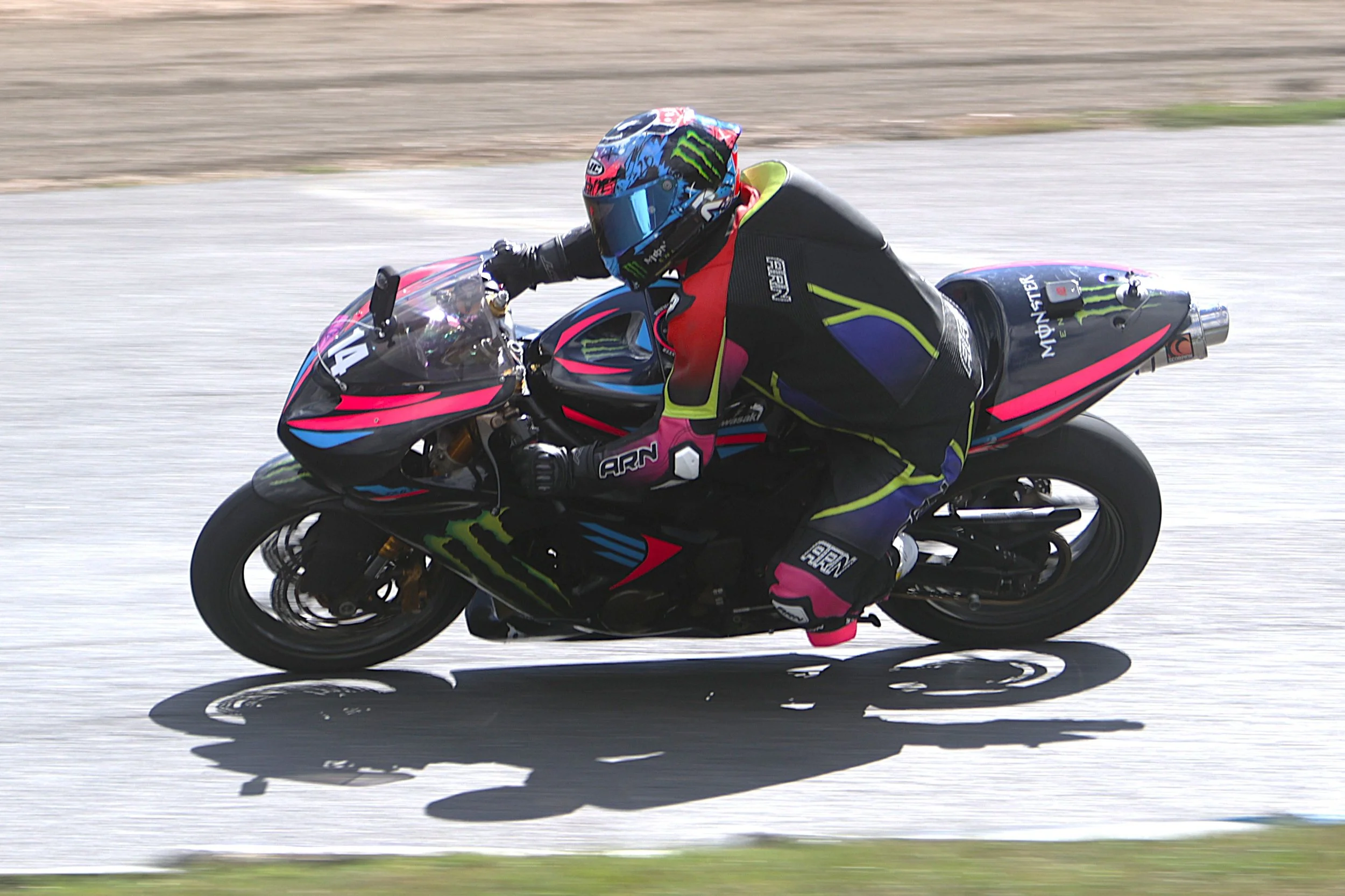 BB018988 crop.JPG
