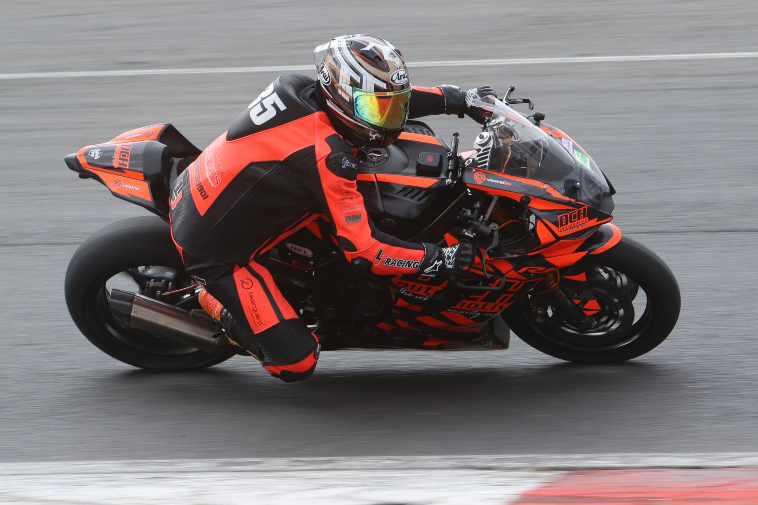 BB015672 crop.JPG