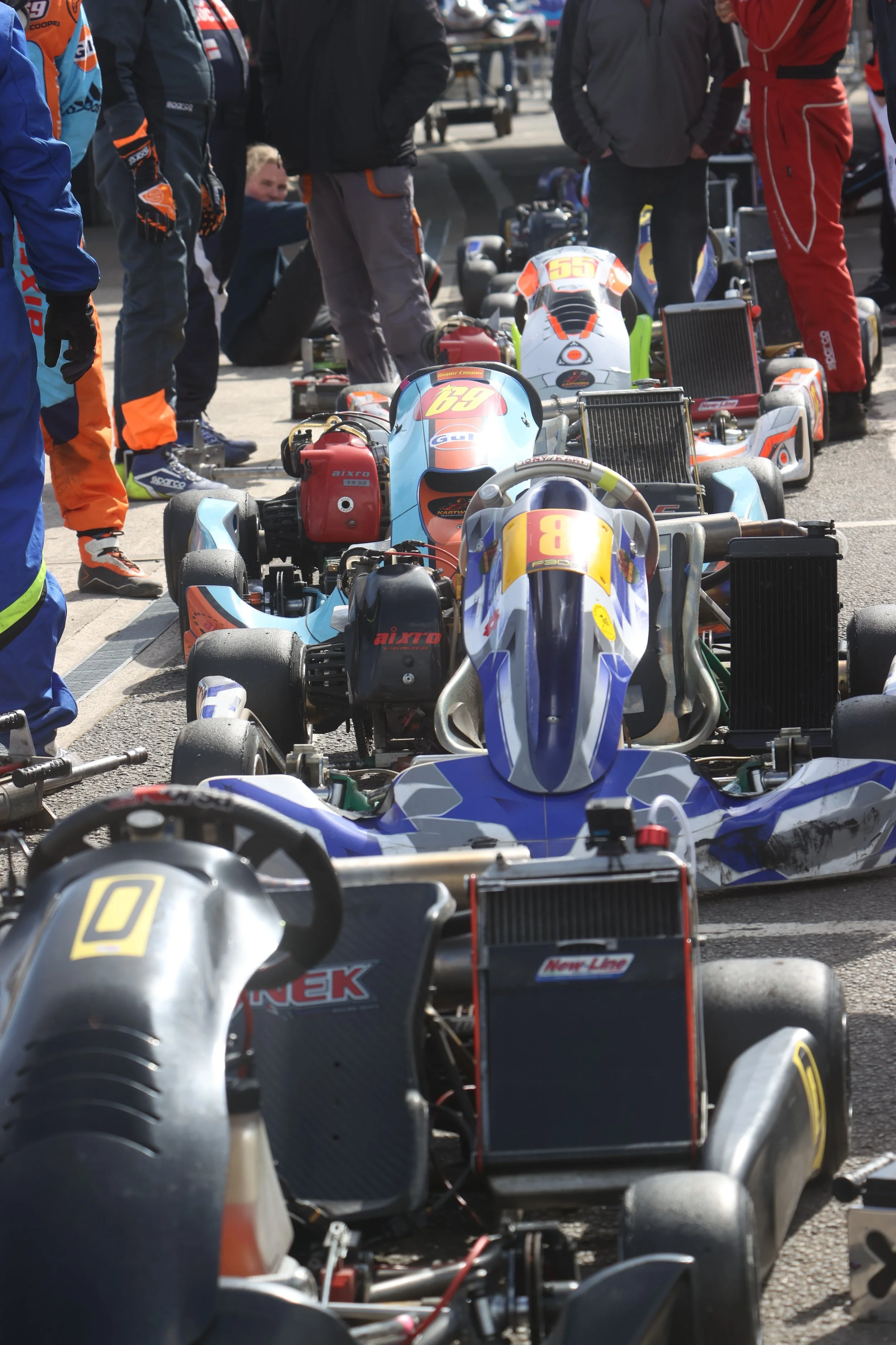 Life in the Pits - Ready for the off