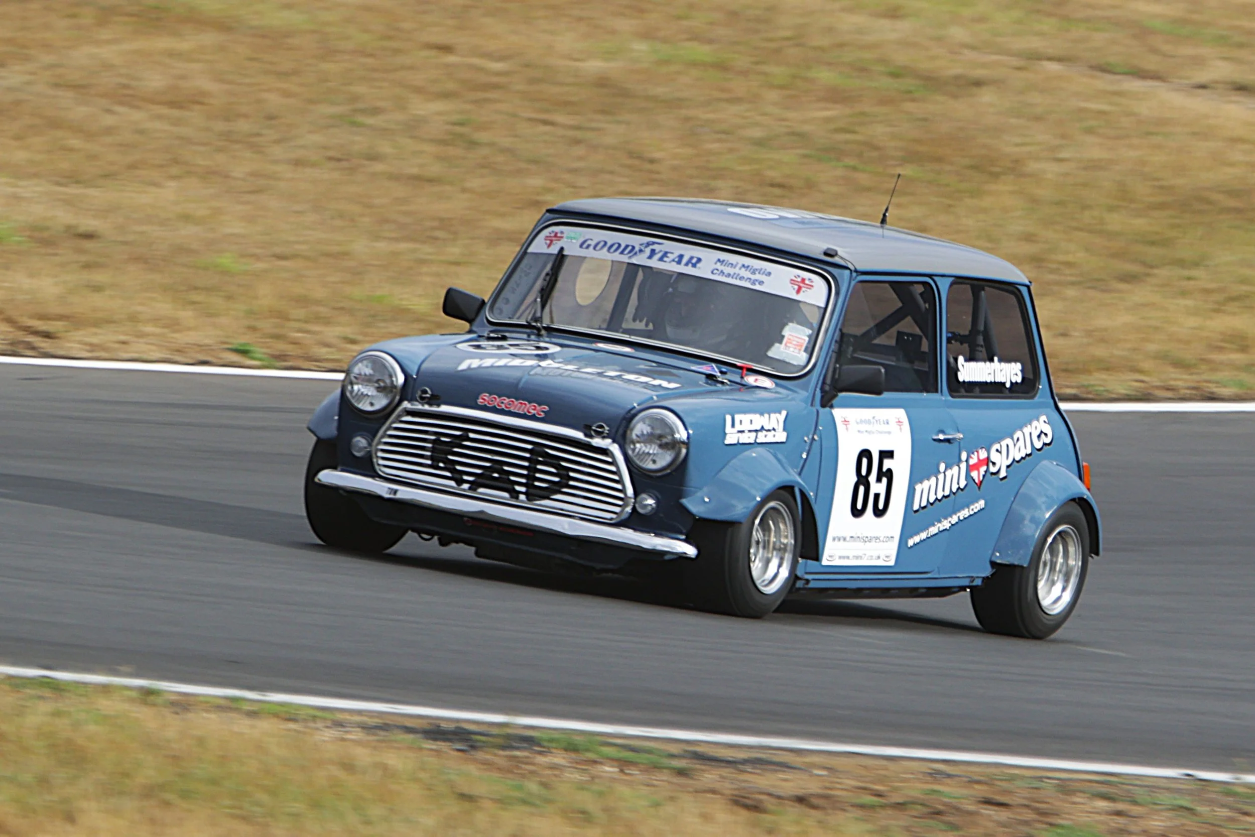 BB014594 crop.JPG
