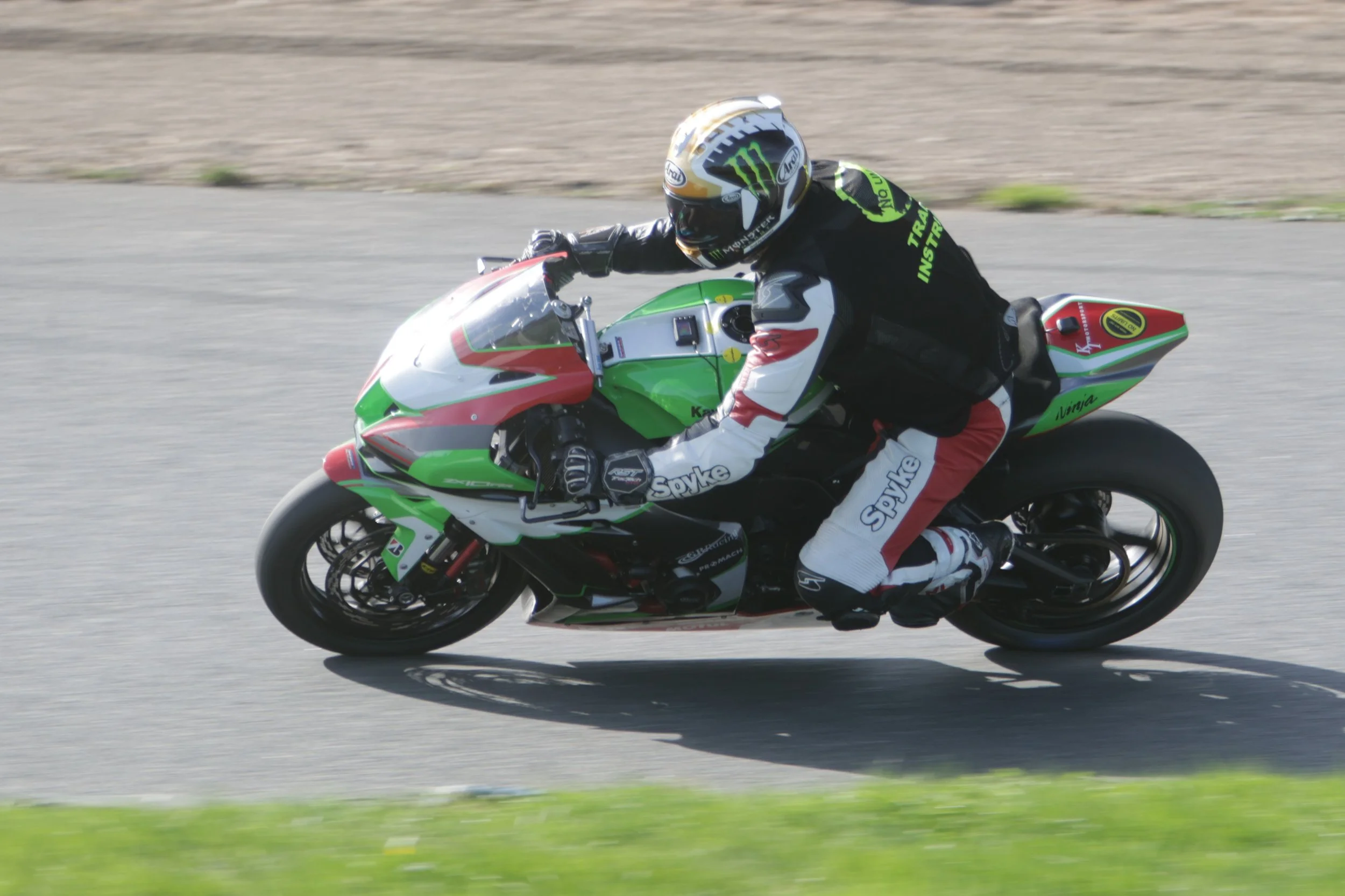 BB018017 crop.jpg