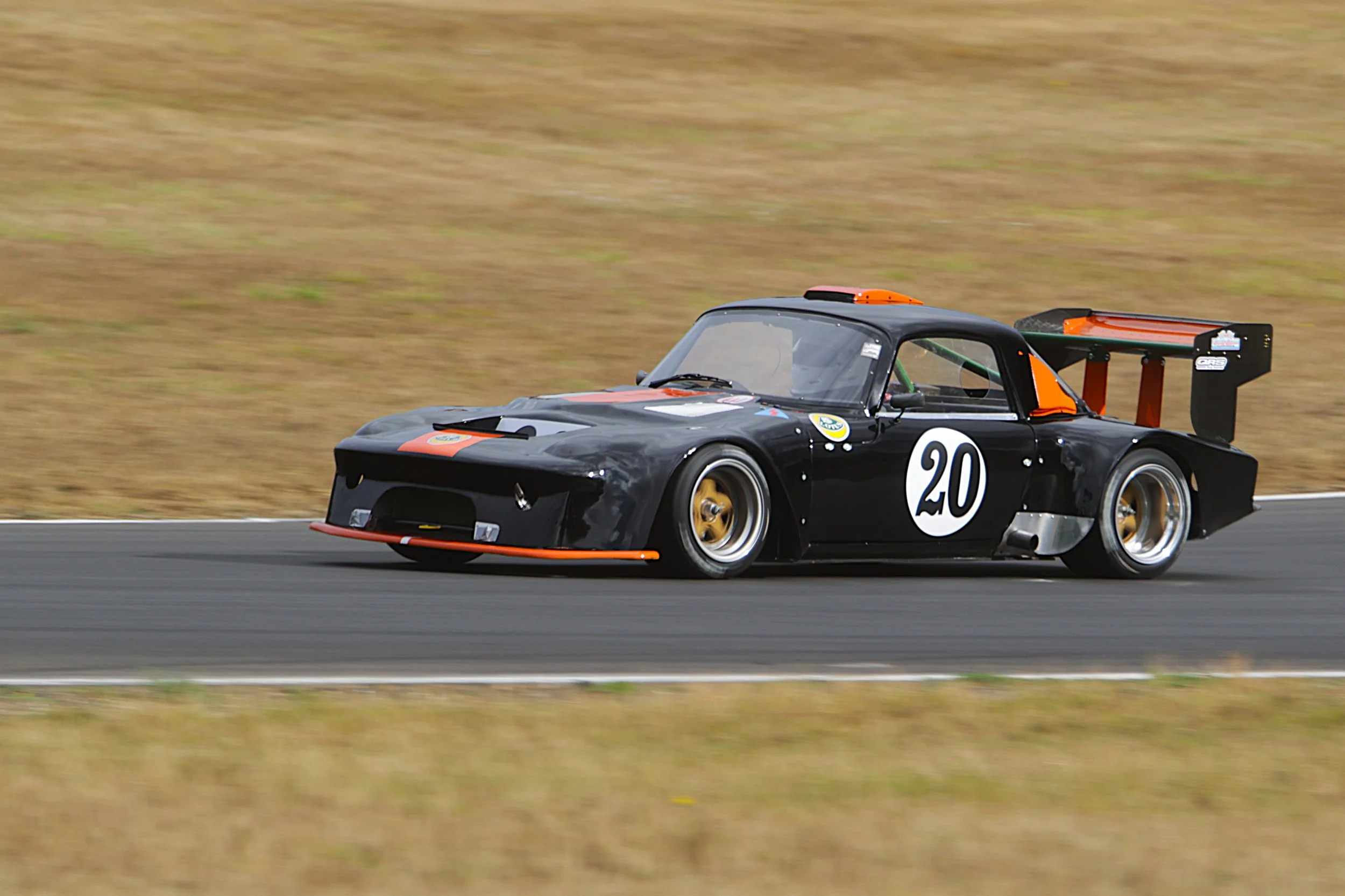 BB014582 crop.JPG