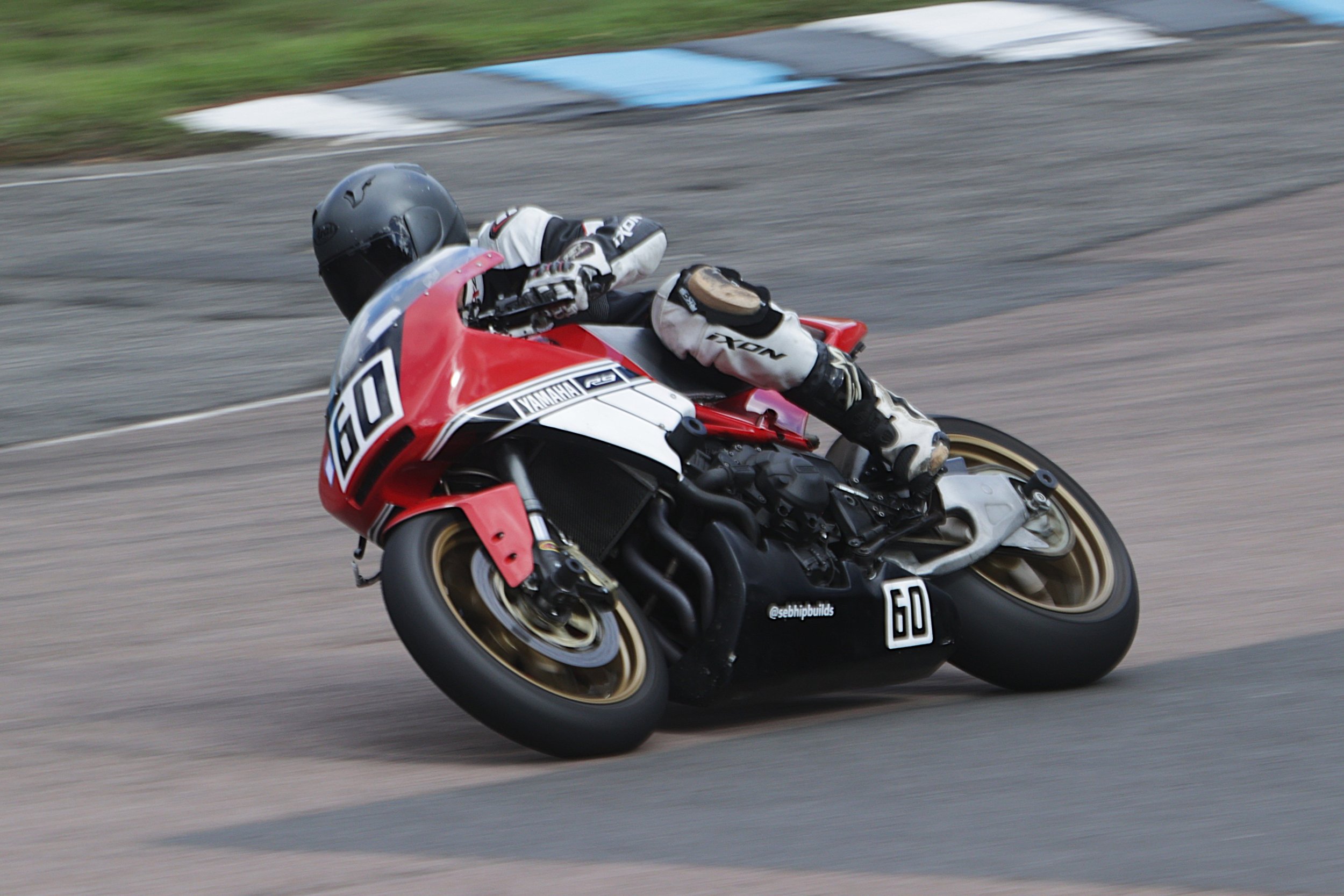 BB018698 crop.JPG