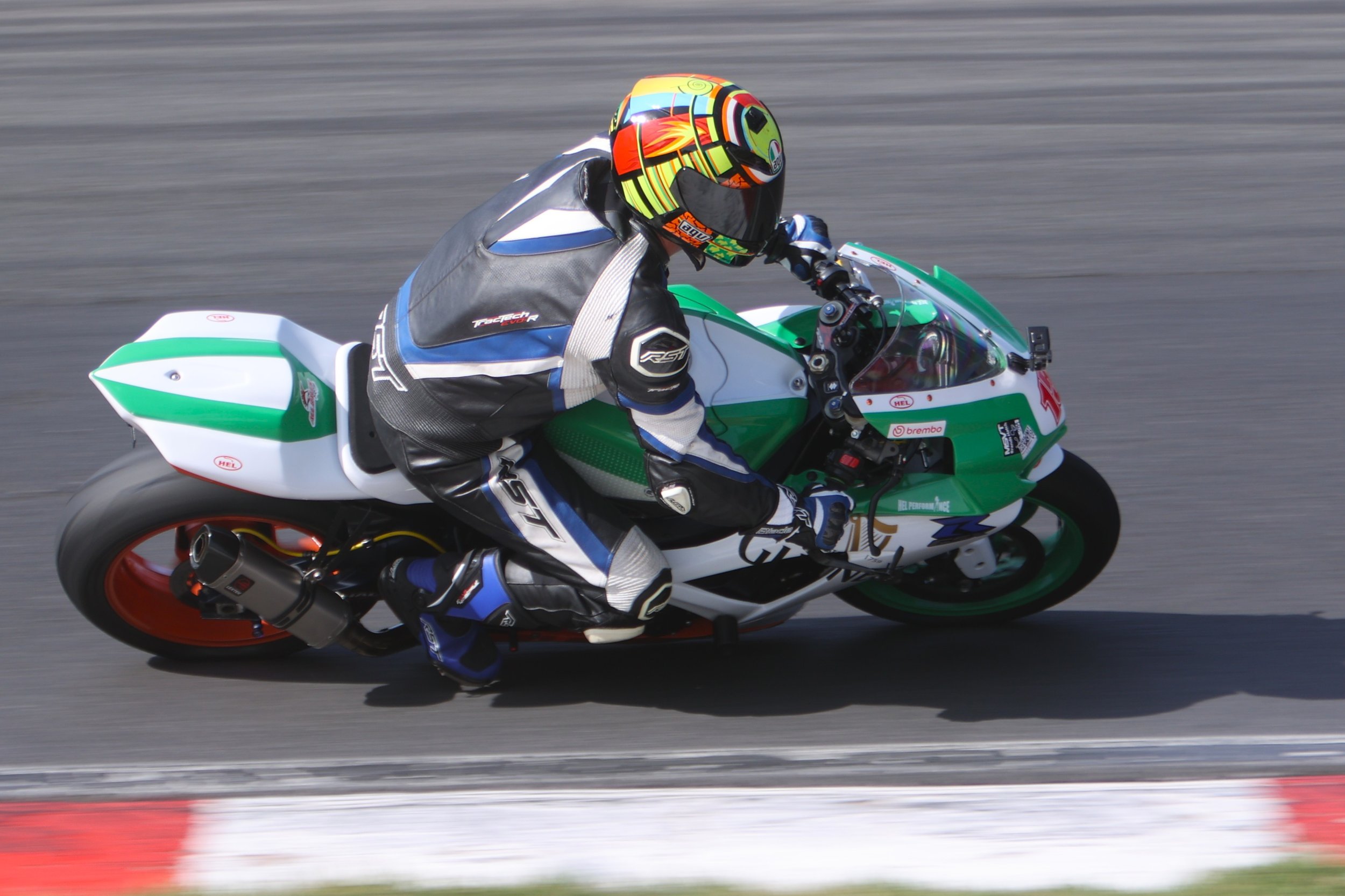 BB012975 crop.JPG