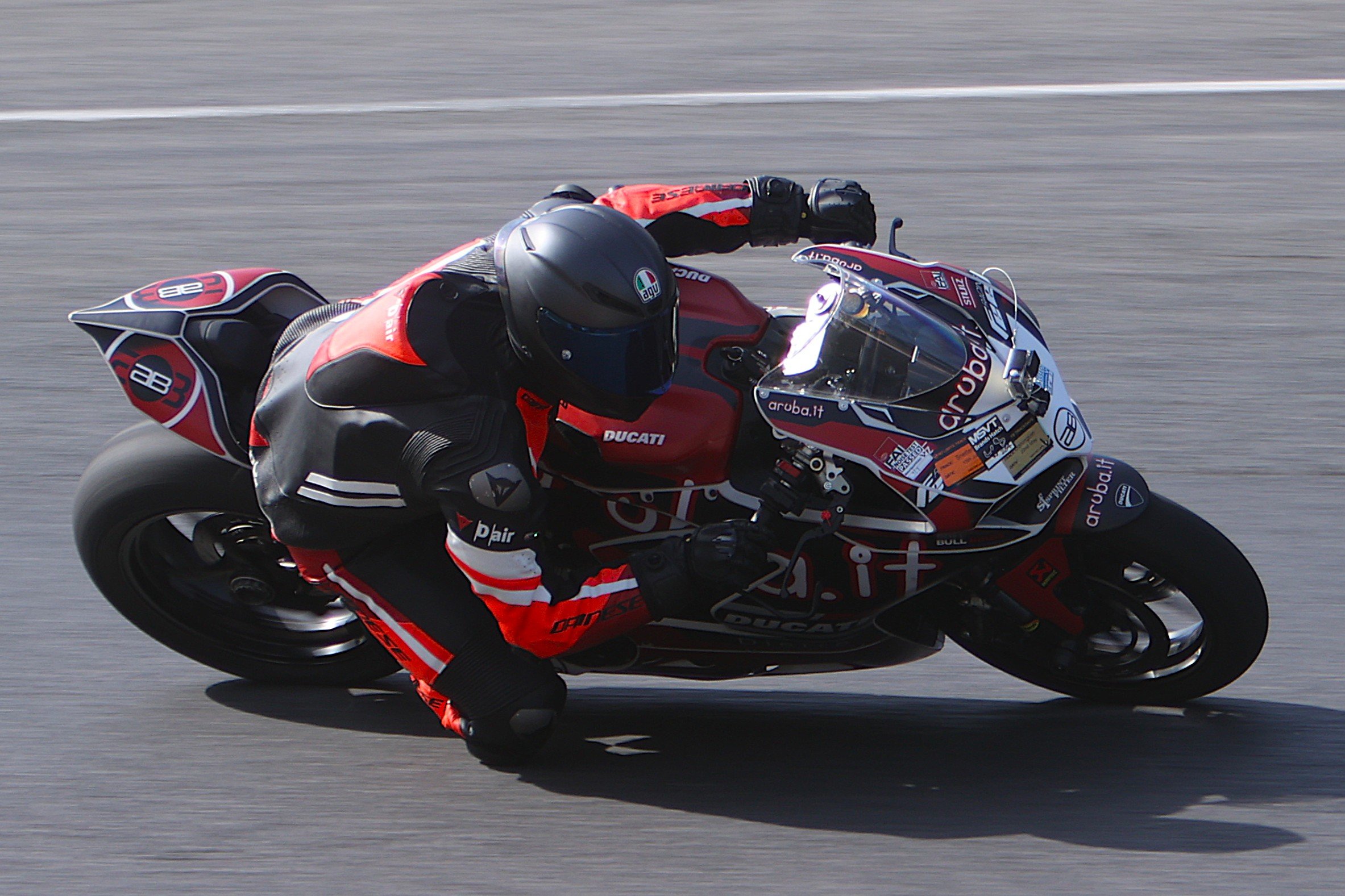 BB012980 crop.JPG