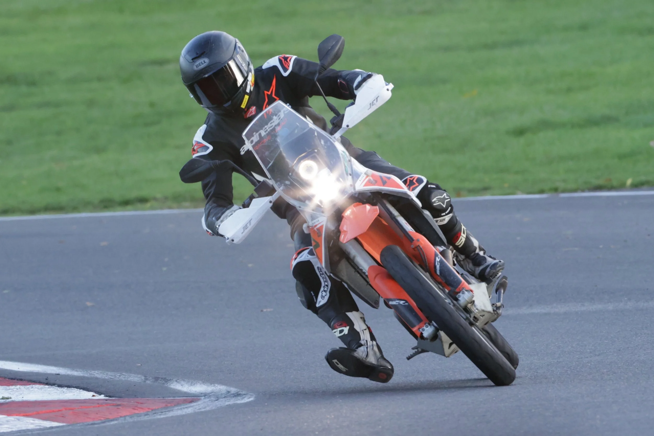 No Limits Bike Track Day - 27 Oct 26 - Clearways Exit