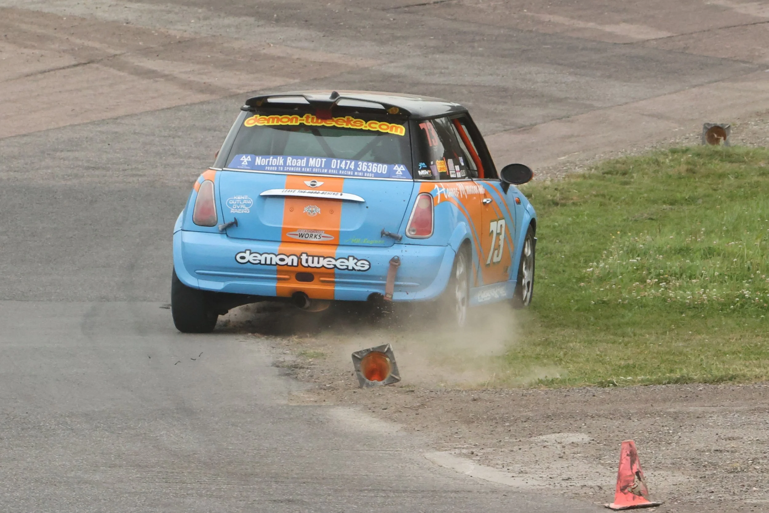 BB010489 crop.JPG
