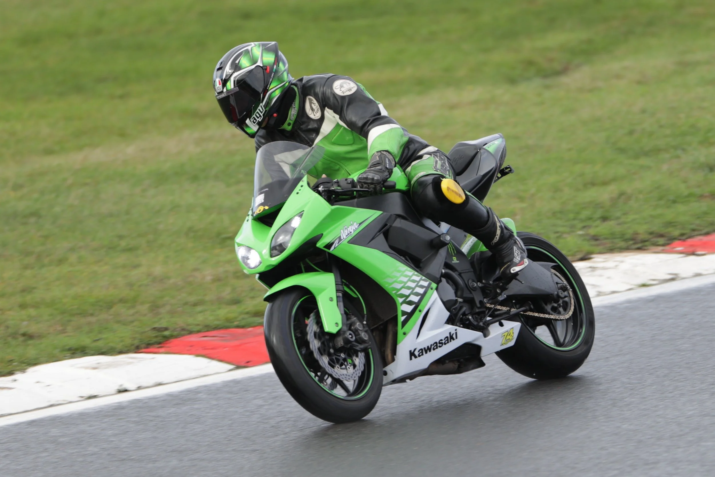 No Limits Bike Track Day - 27 Oct 26 - Paddock Hill Bend