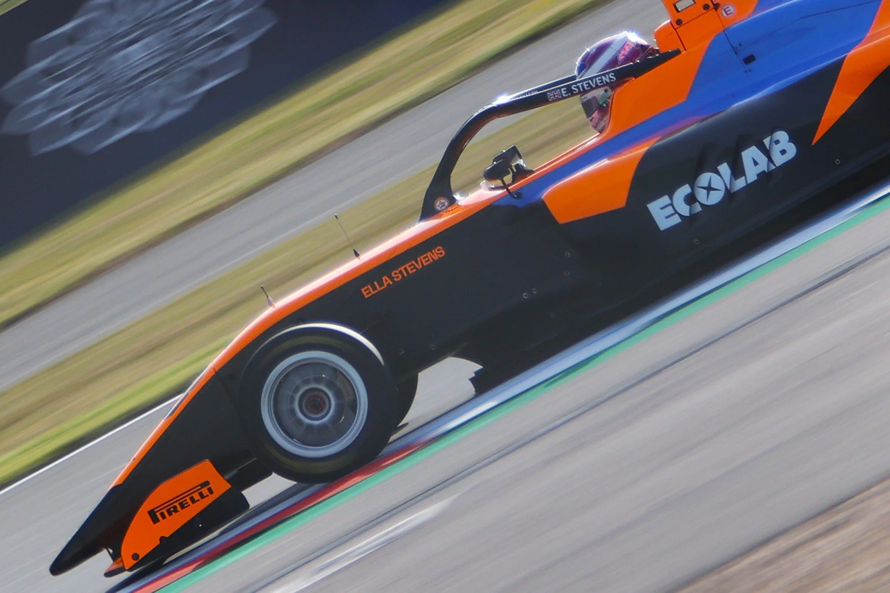 BB015175 crop.JPG