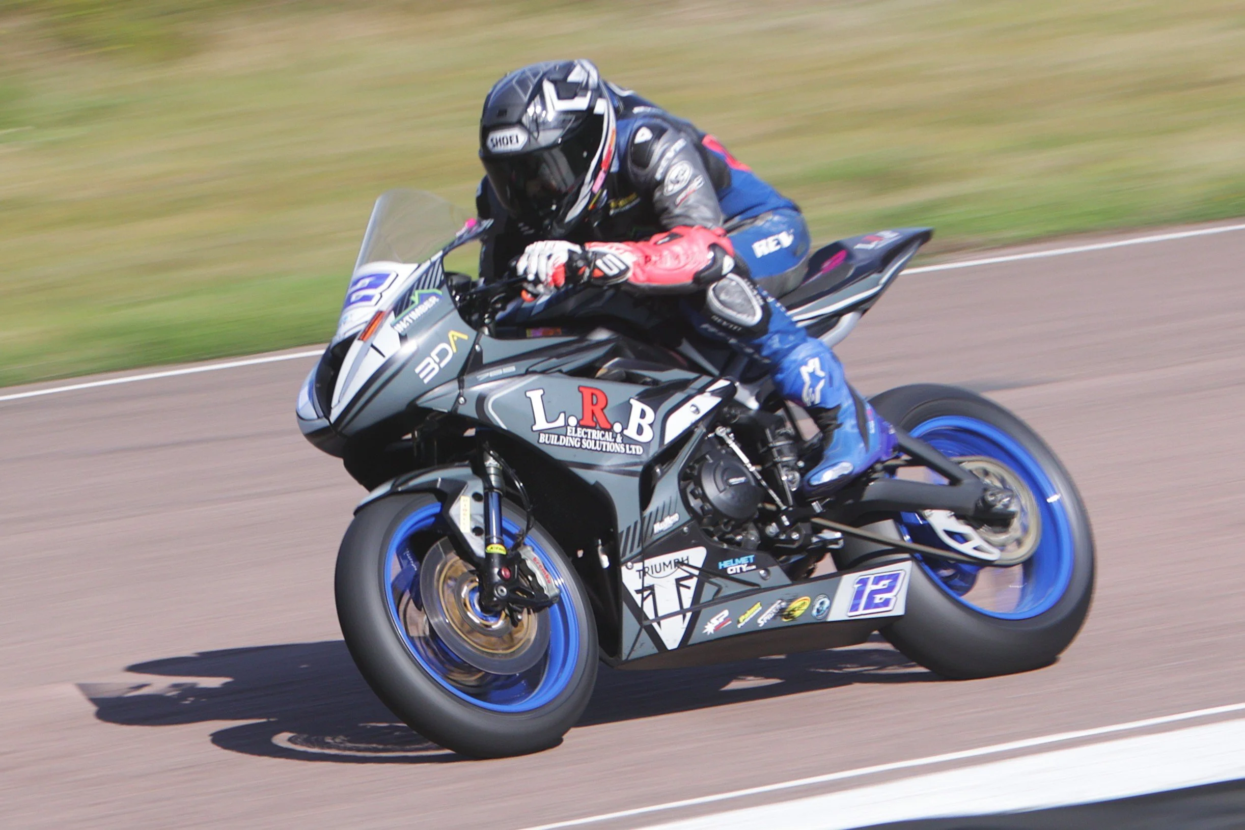 BB018365 crop.JPG