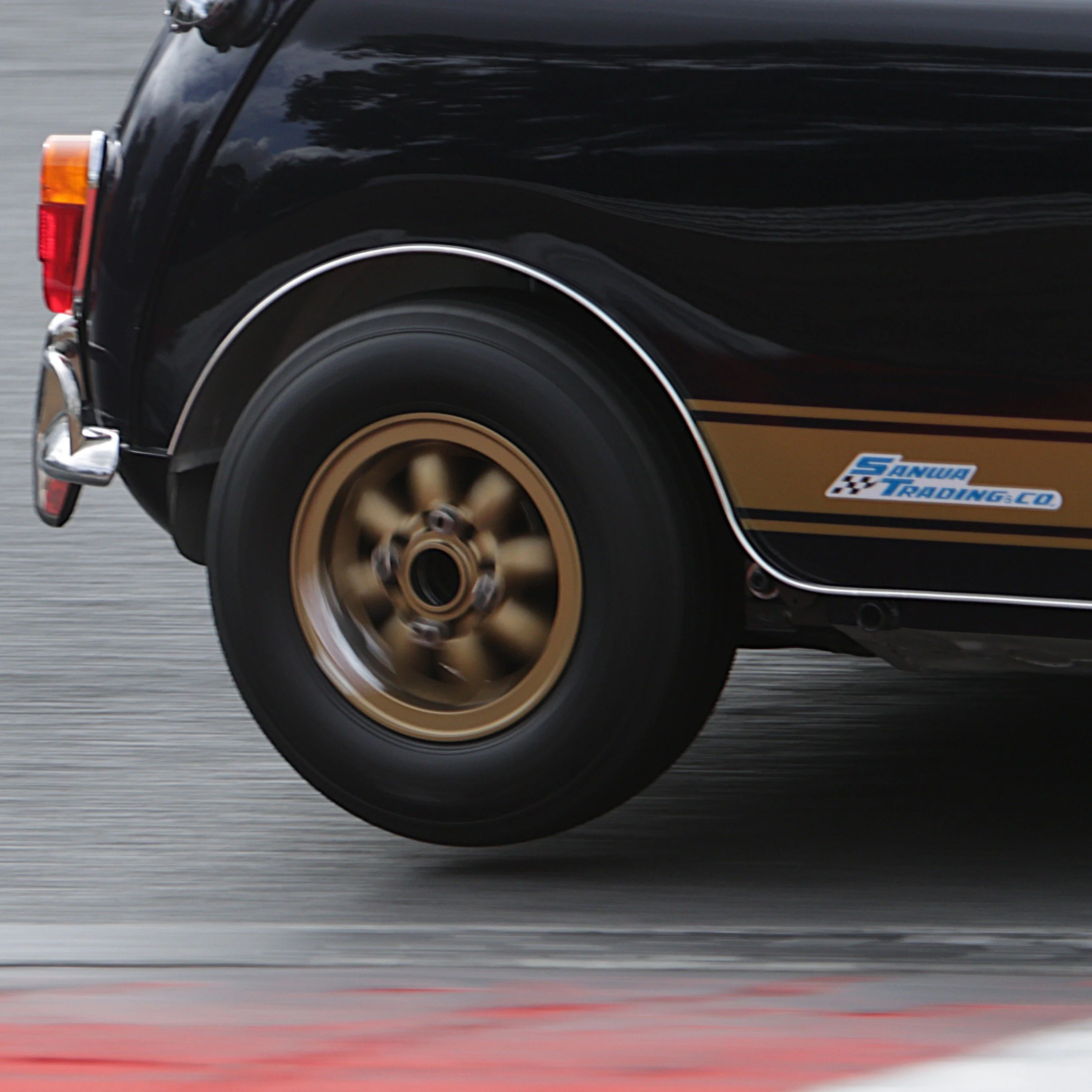 BB015340 crop.JPG