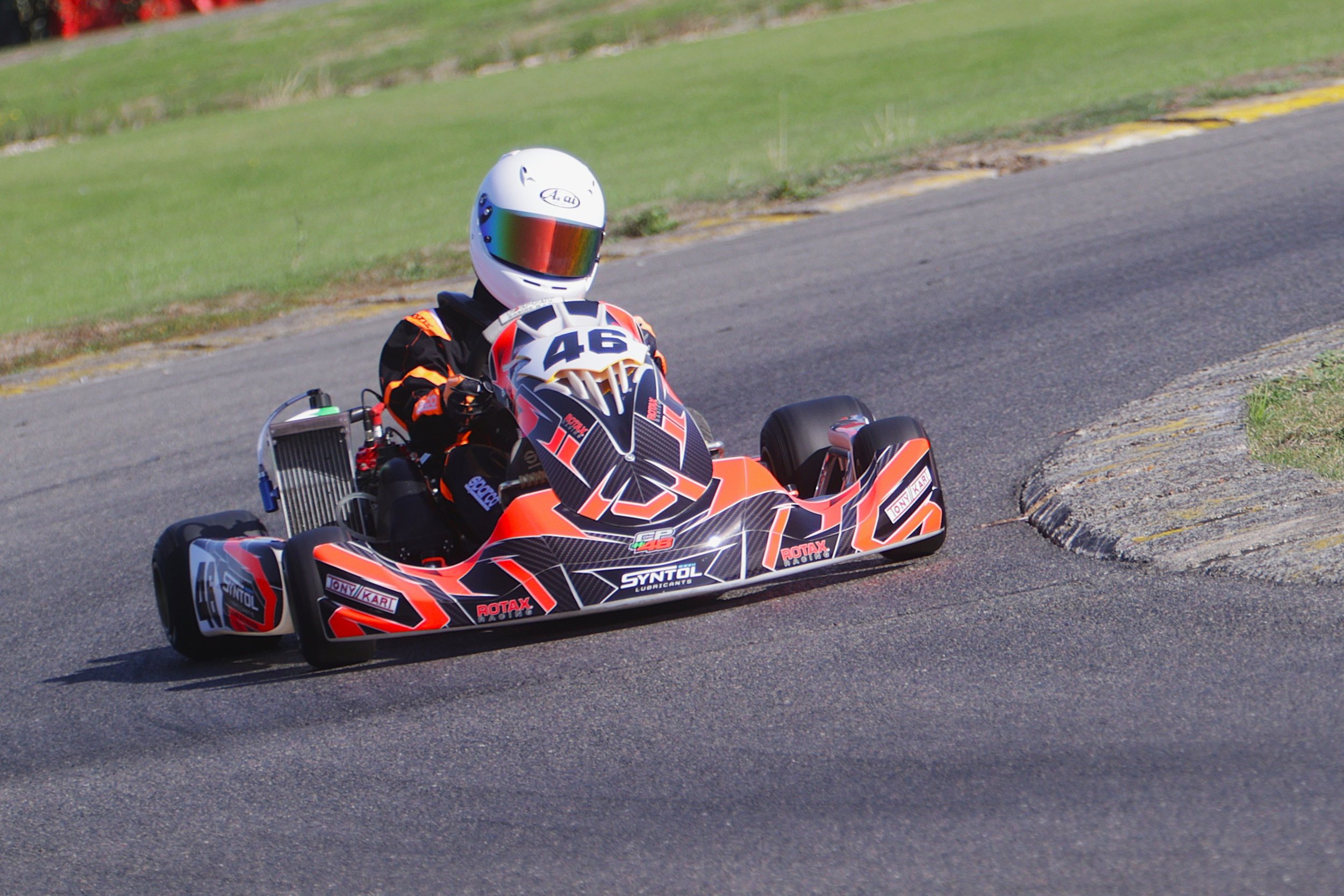 BB010888 crop.jpg