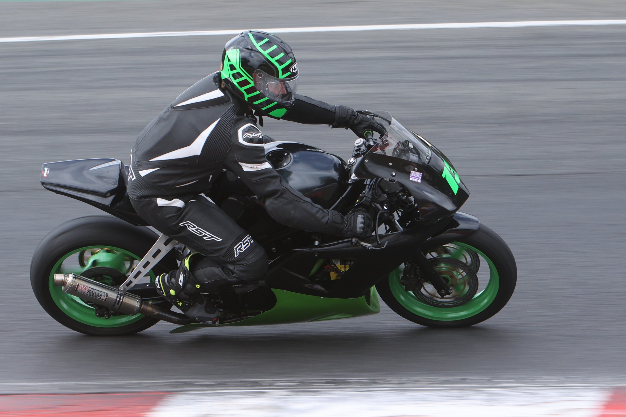 BB016479 crop.JPG