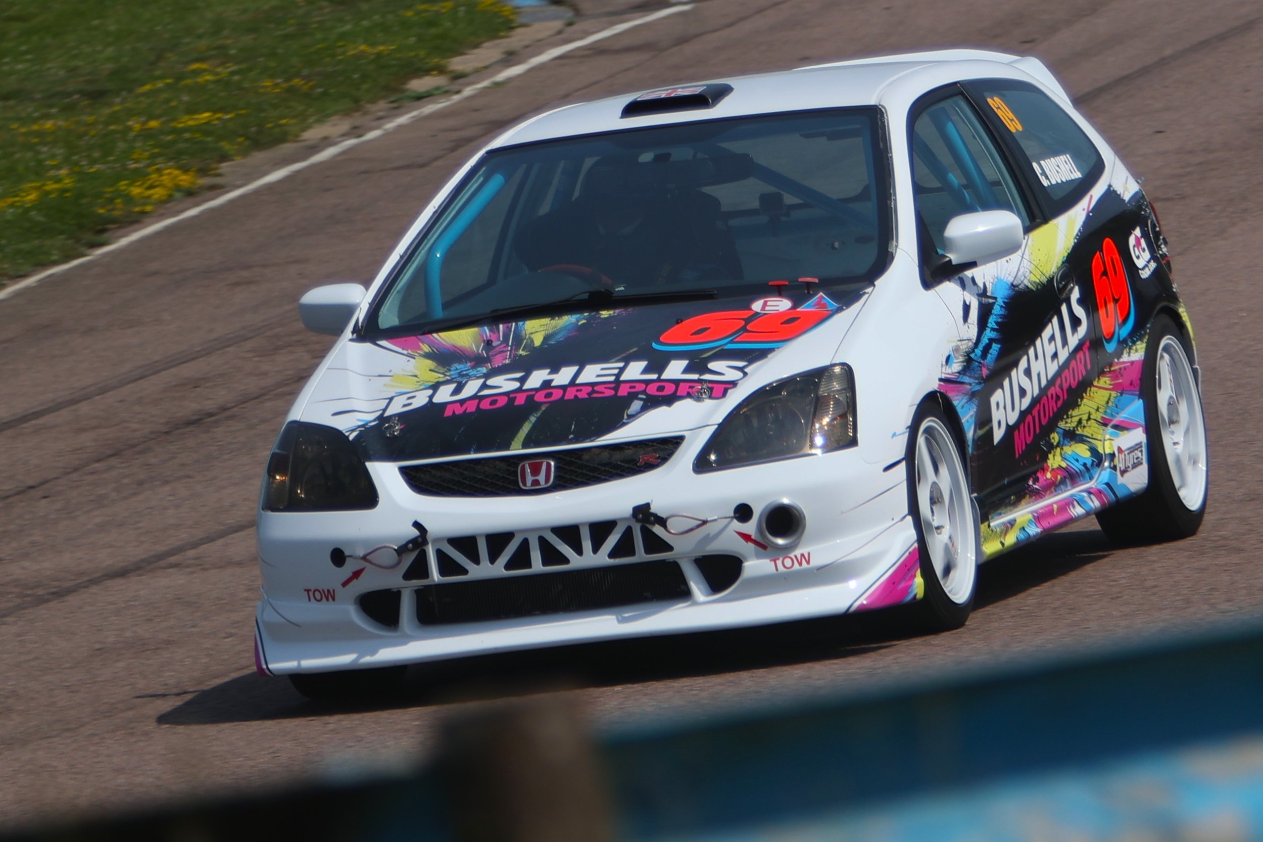 Production Saloons - LHMC Race Day