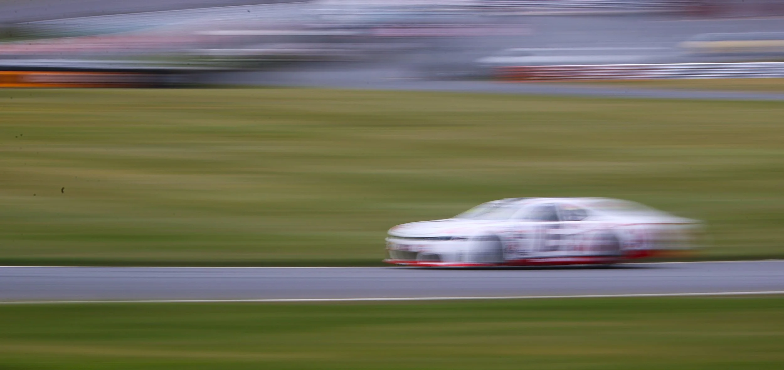 Whip pan - Test Day for 'American Speedfest' at Brands Hatch - 05 June 26