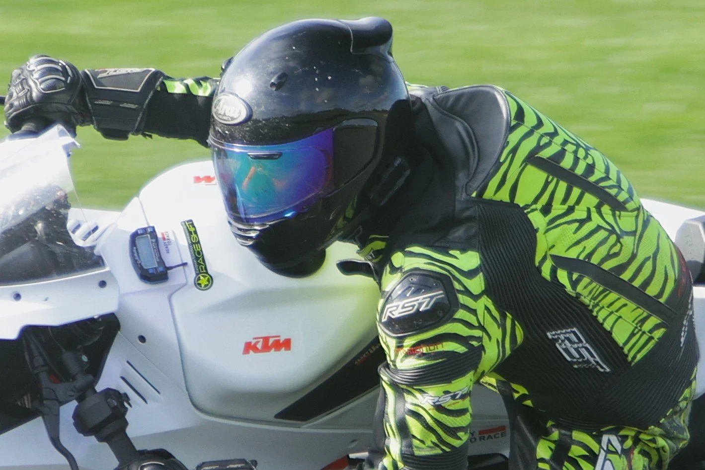 BB017888 crop.jpg