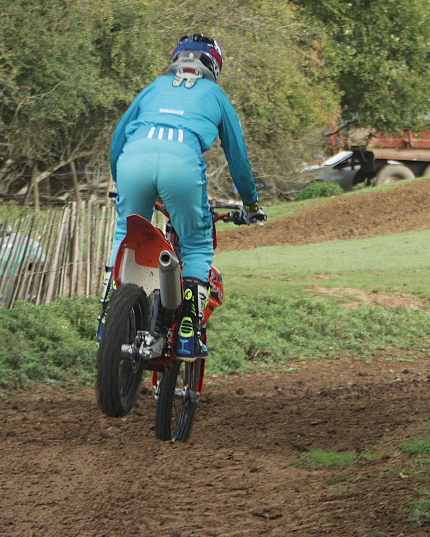 BB019092 crop.jpg