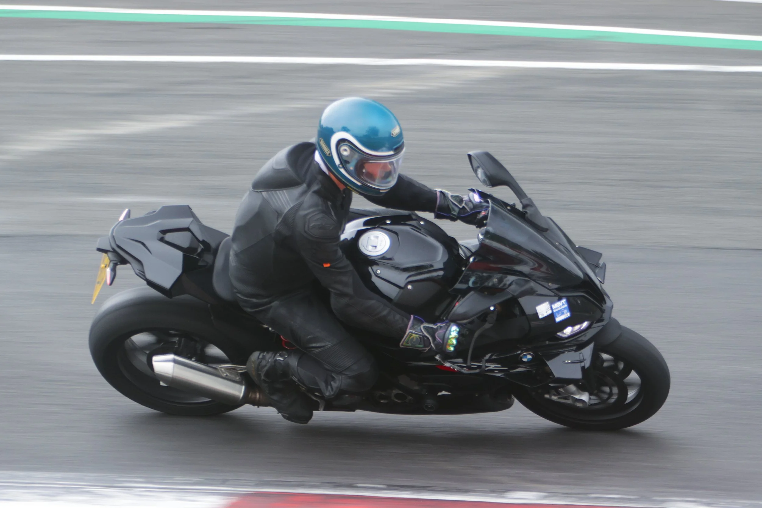 BB013819 crop.jpg