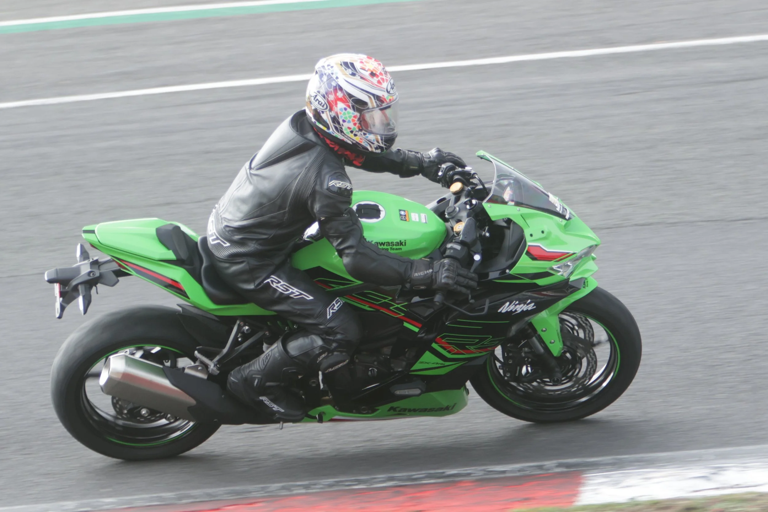 BB010857 crop.jpg