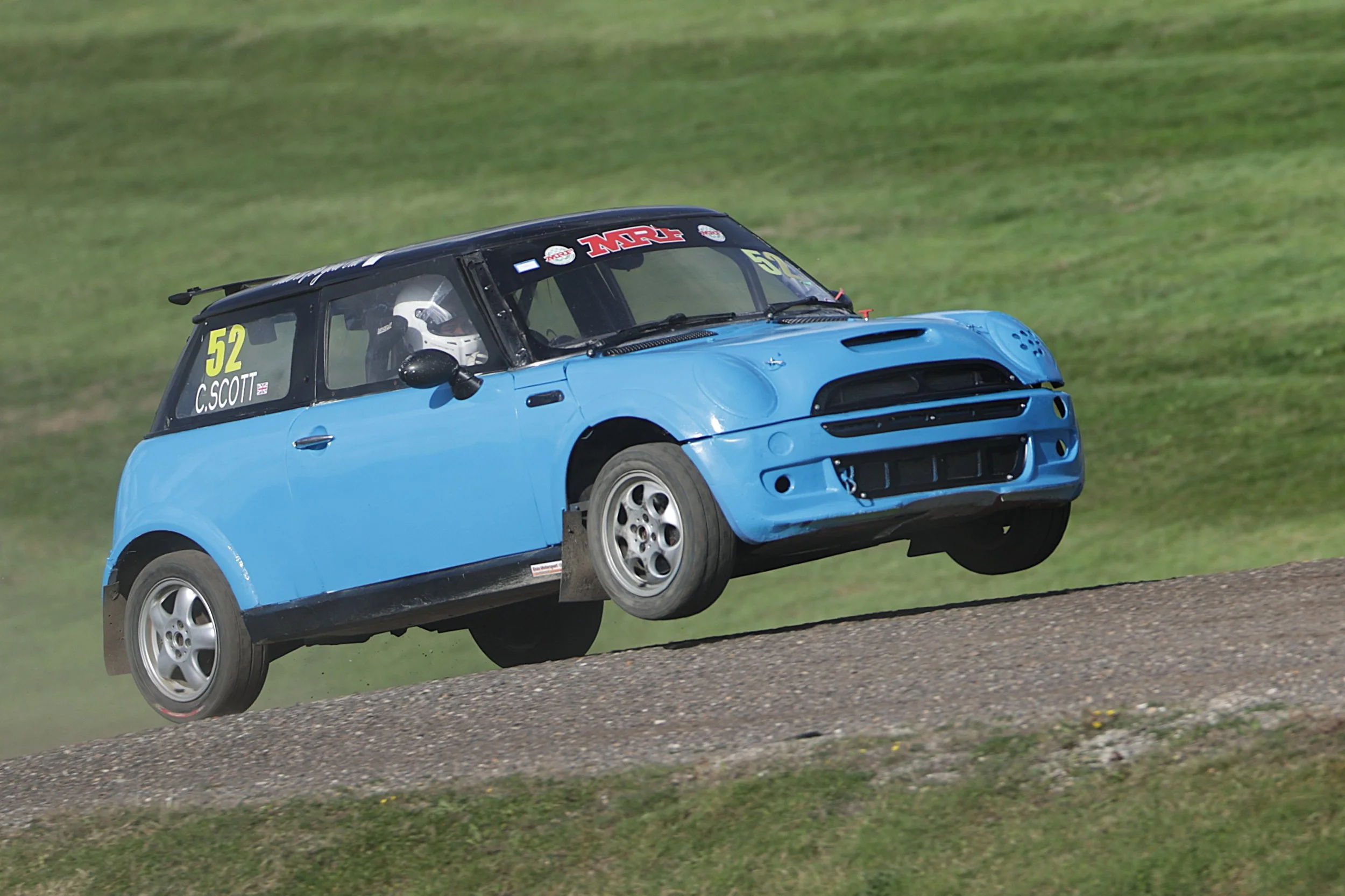 BB015497 crop.jpg