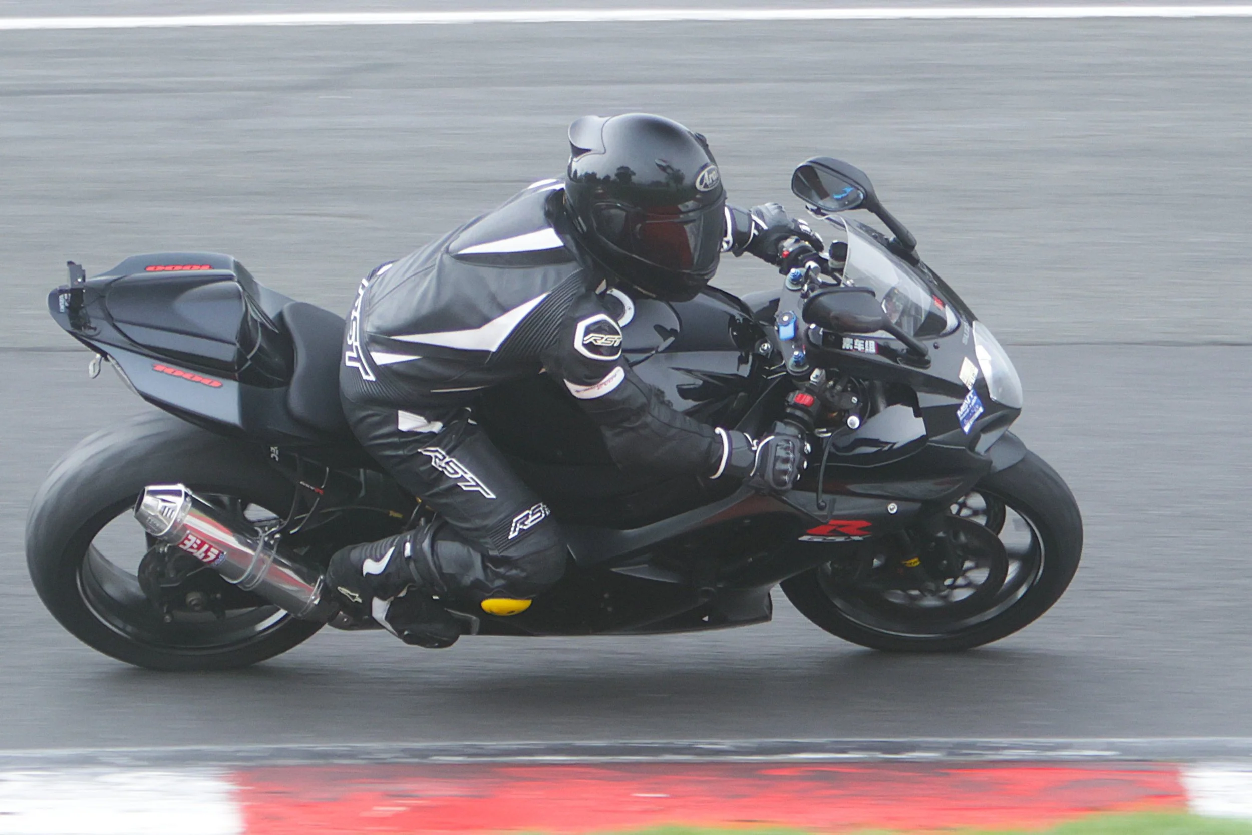 BB010206 crop.jpg