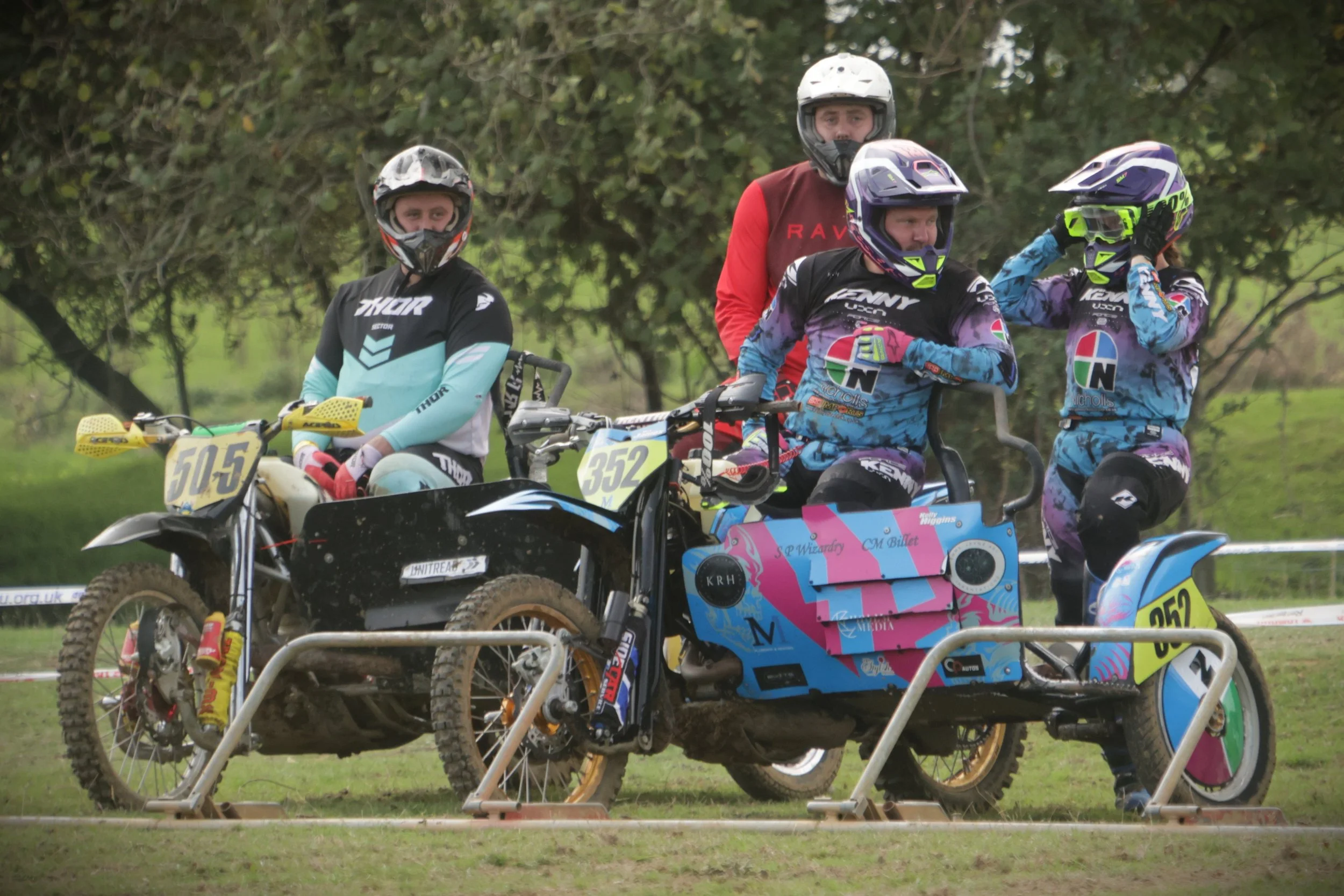 BB017008 crop.jpg